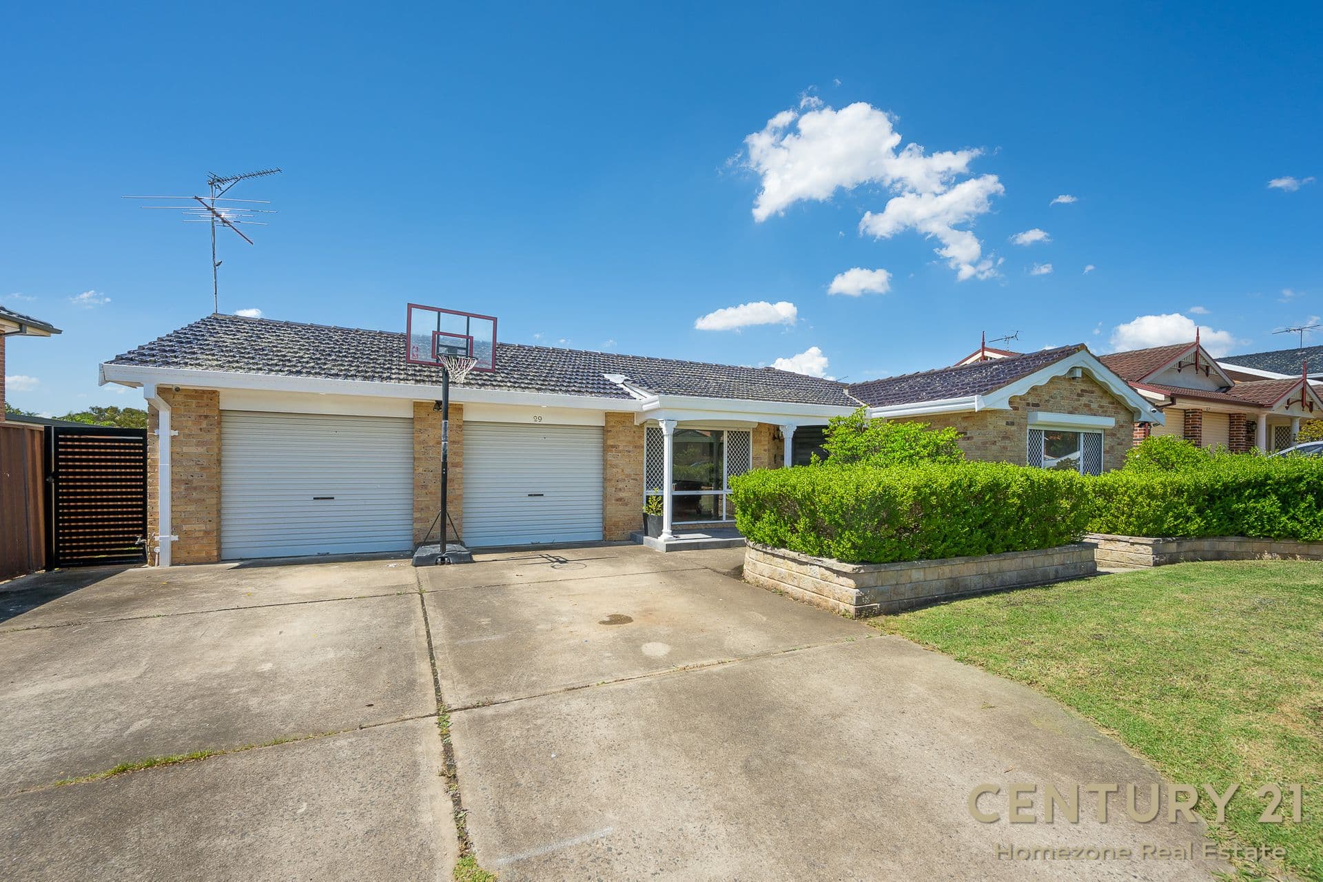 29 Flinders Crescent, Hinchinbrook, NSW, 2168, Hinchinbrook - Image 1