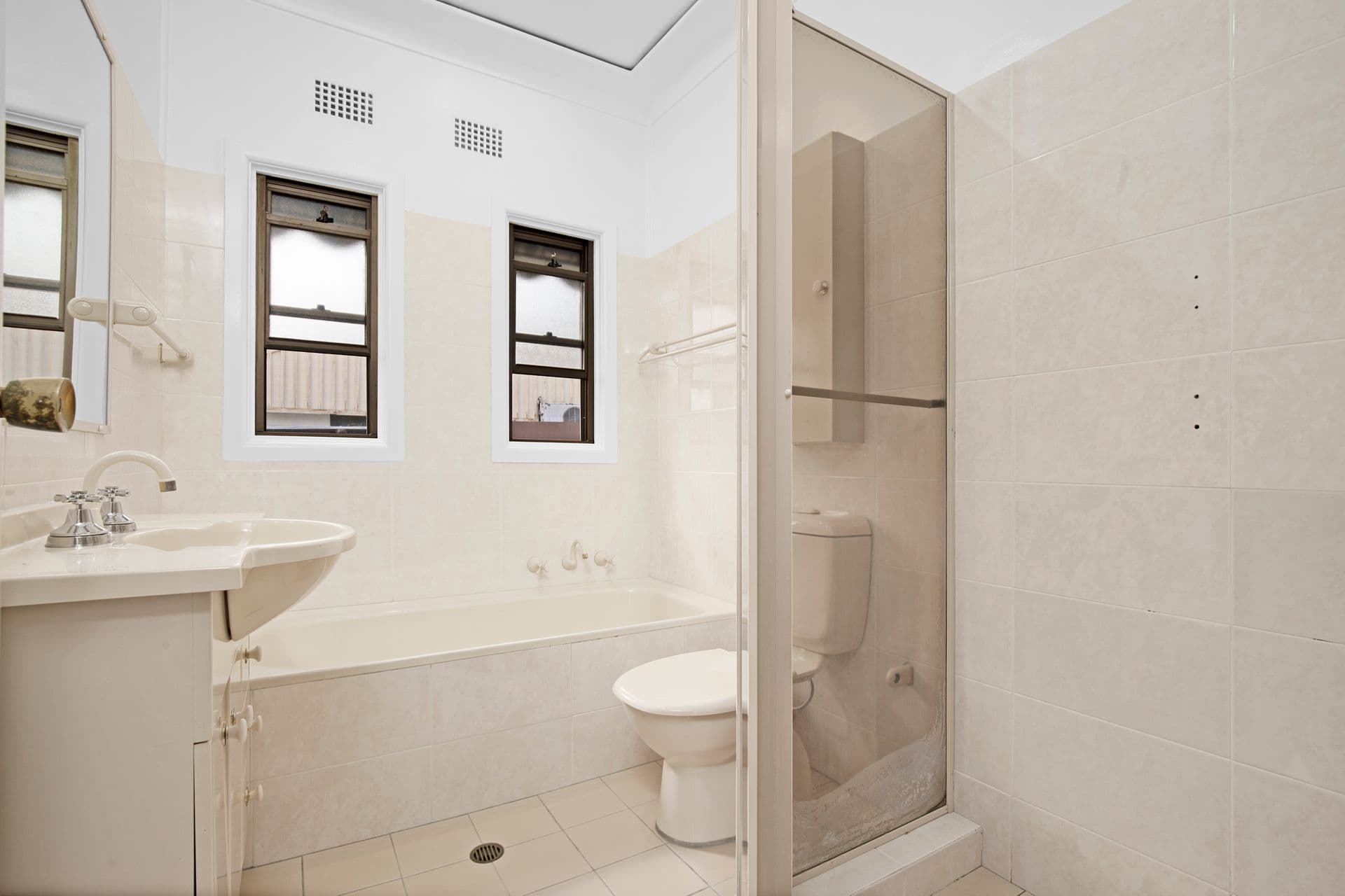 12 Marina Crescent, Greenacre, NSW, 2190, Greenacre - Thumbnail 6