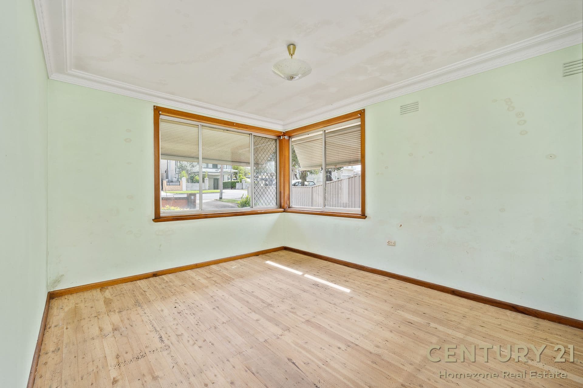 7 Maiden Street, Greenacre, NSW, 2190, Greenacre - Thumbnail 5