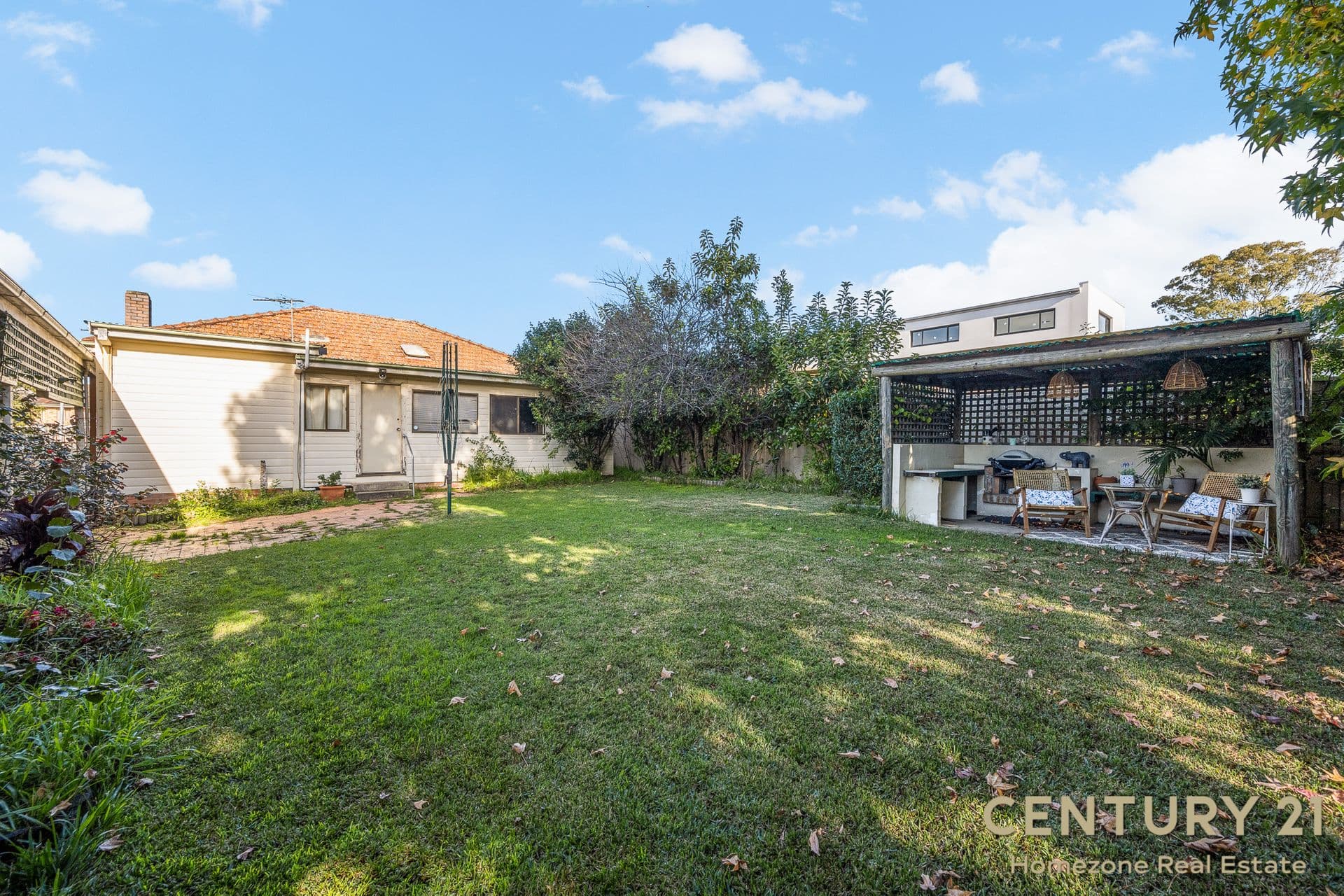 14 Cowl Street, Greenacre, NSW, 2190, Greenacre - Thumbnail 5