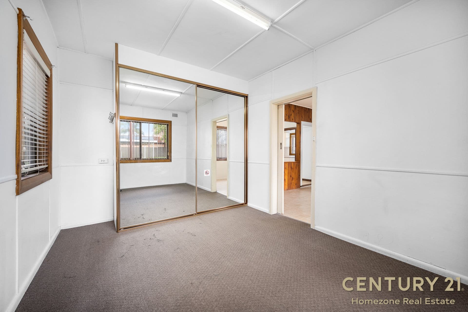 18 Mimosa Road, Greenacre, NSW, 2190, Greenacre - Thumbnail 7