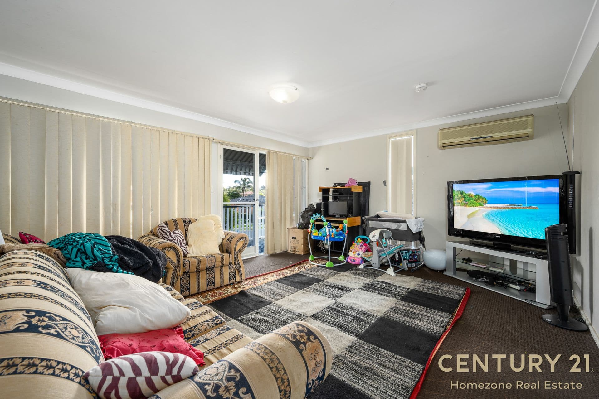 14 Altona Place, Greenacre, NSW, 2190, Greenacre - Thumbnail 3