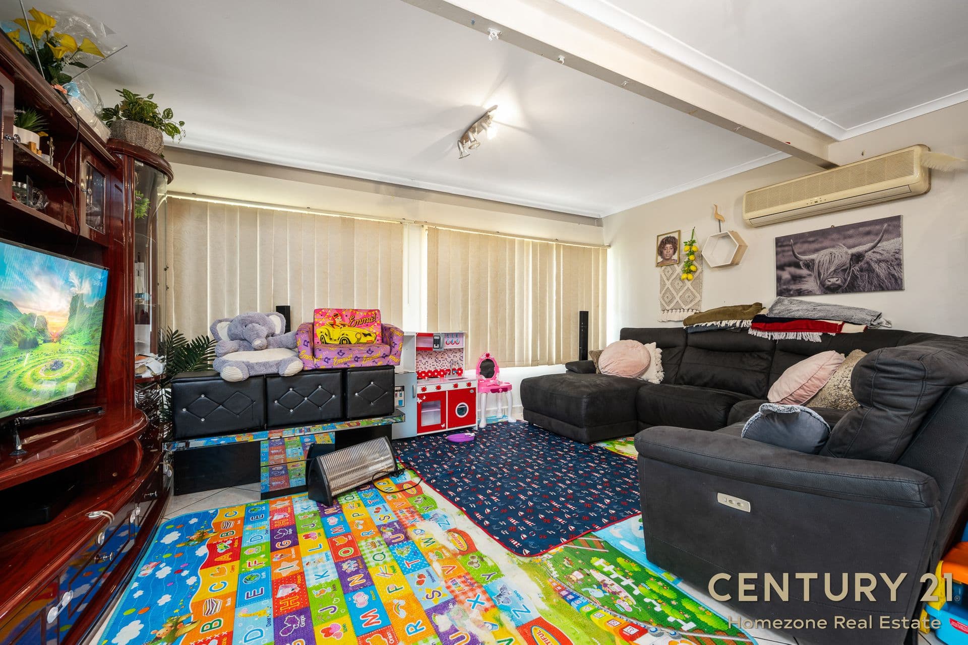 14 Altona Place, Greenacre, NSW, 2190, Greenacre - Thumbnail 2