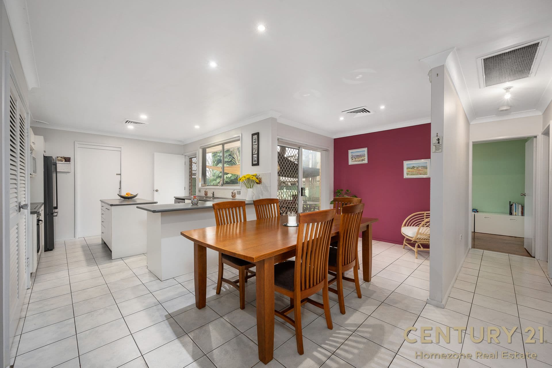 10 Altona Place, Greenacre, NSW, 2190, Greenacre - Thumbnail 5