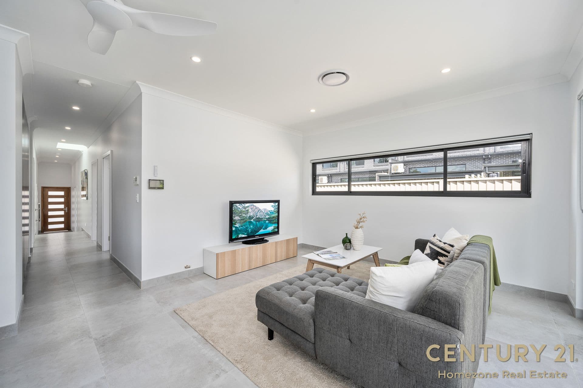 7/18 Forrest Road, East Hills, NSW, 2213, East Hills - Thumbnail 3