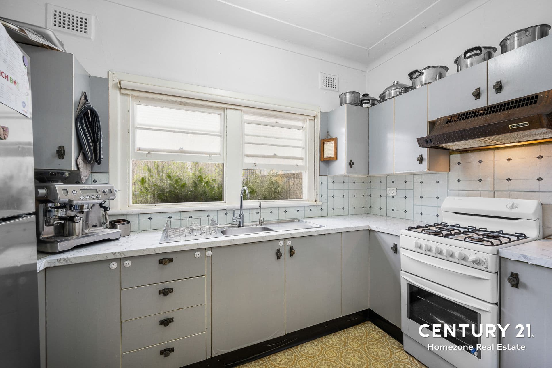 12 Margaret Street, Greenacre, NSW, 2190, Greenacre - Thumbnail 4
