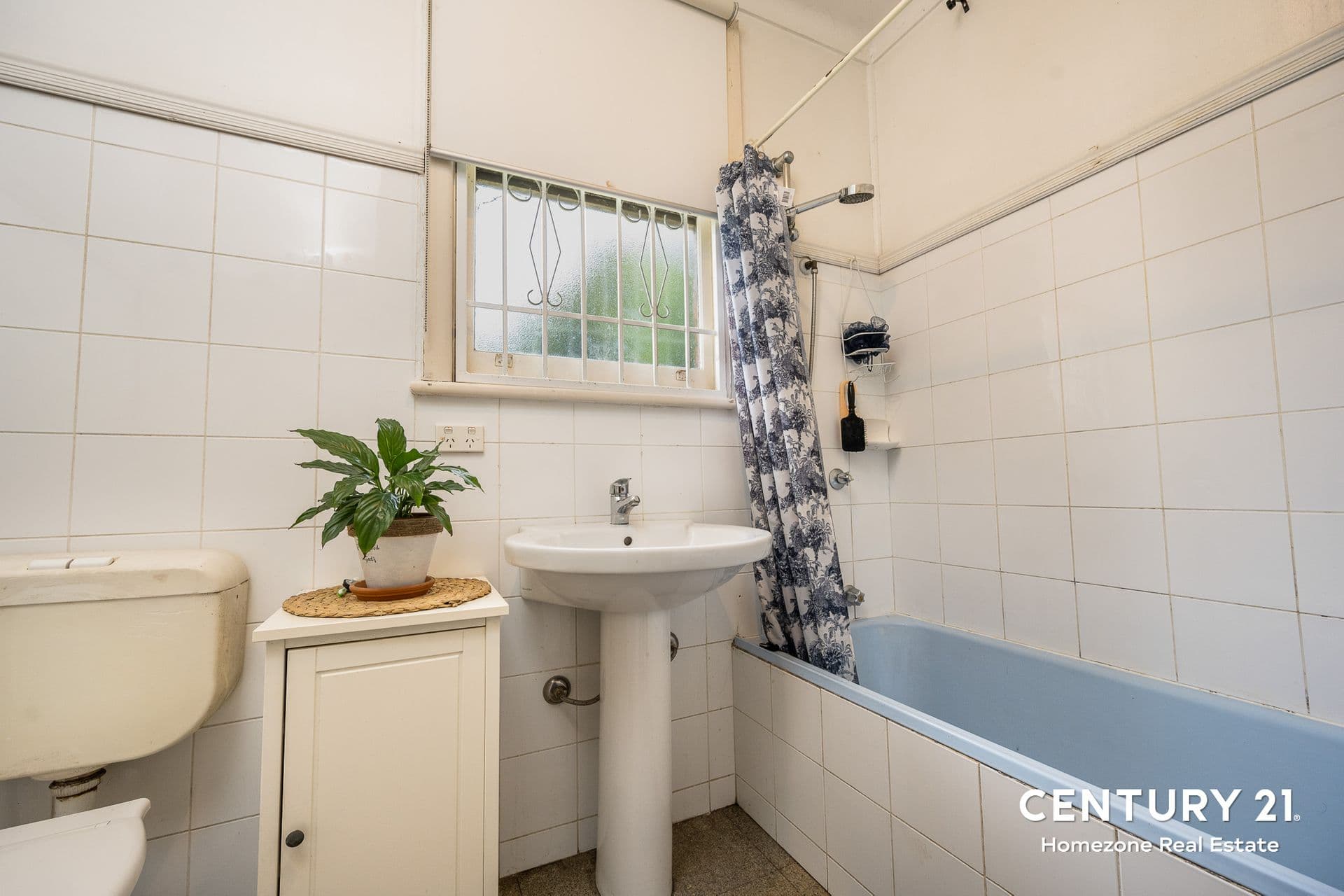 4 Konrad Avenue, Greenacre, NSW, 2190, Greenacre - Thumbnail 5