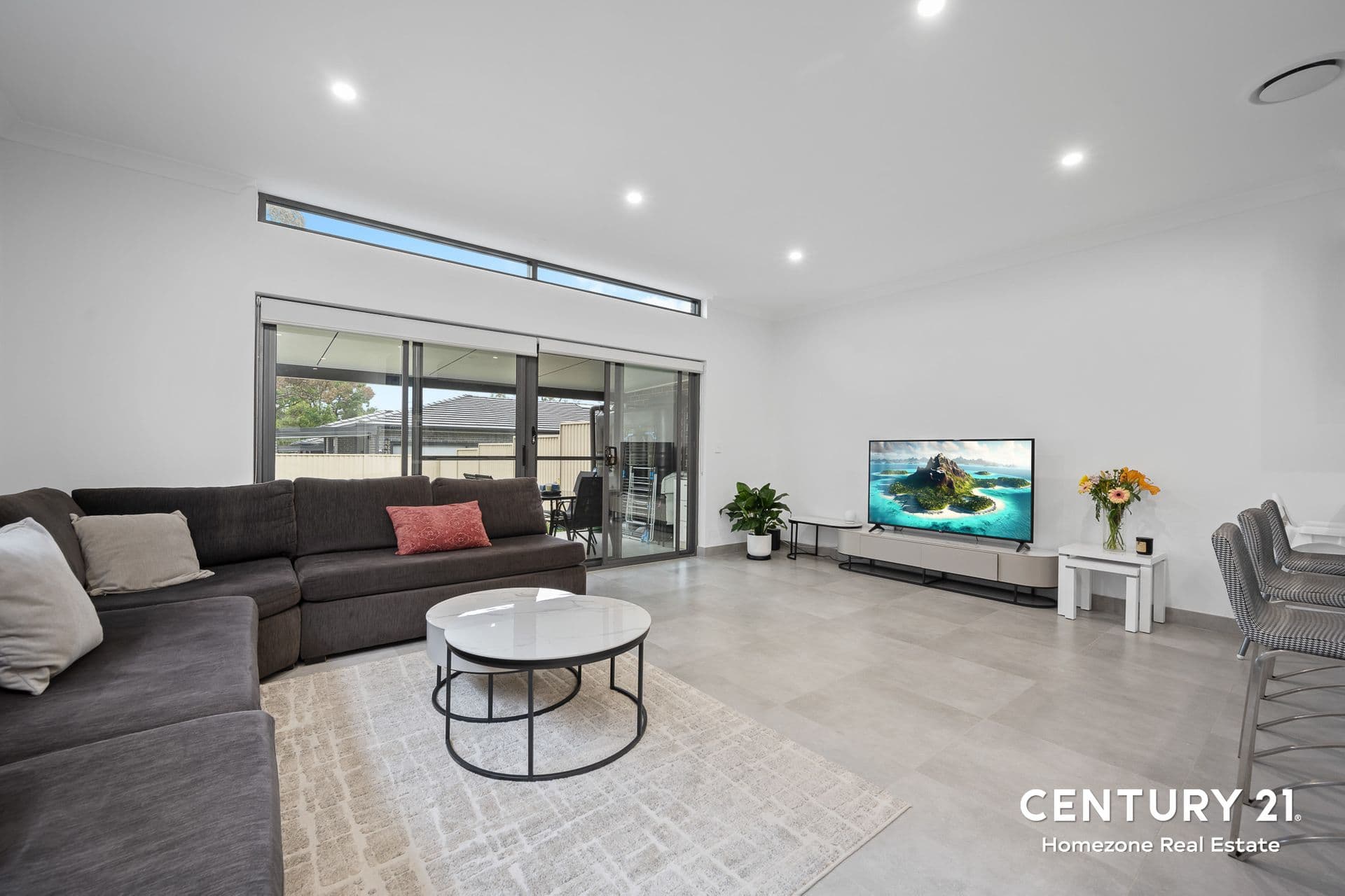 4/18 Forrest Road, East Hills, NSW, 2213, East Hills - Thumbnail 2