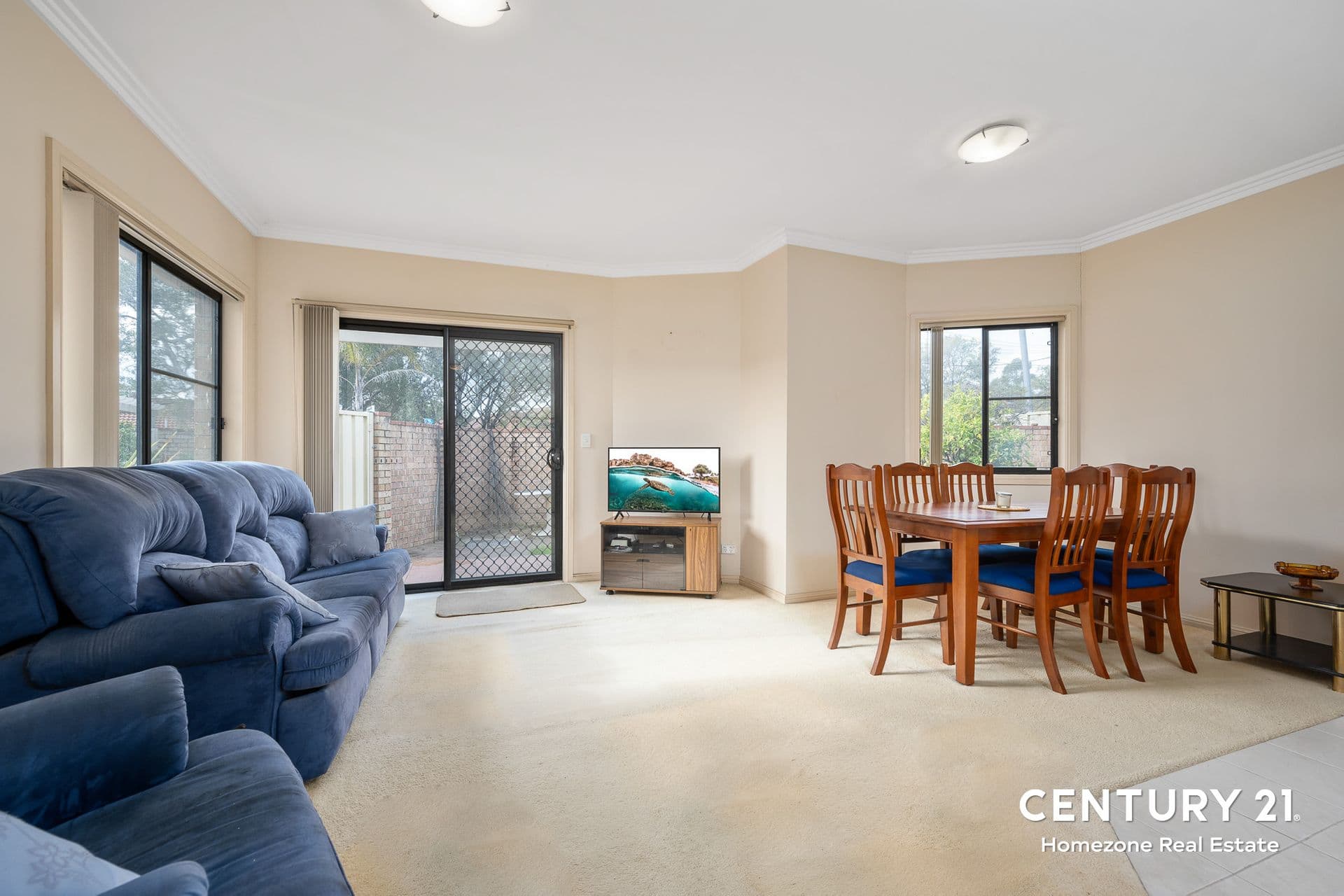 1/4 Iona Place, Bass Hill, NSW, 2197, Bass Hill - Thumbnail 3