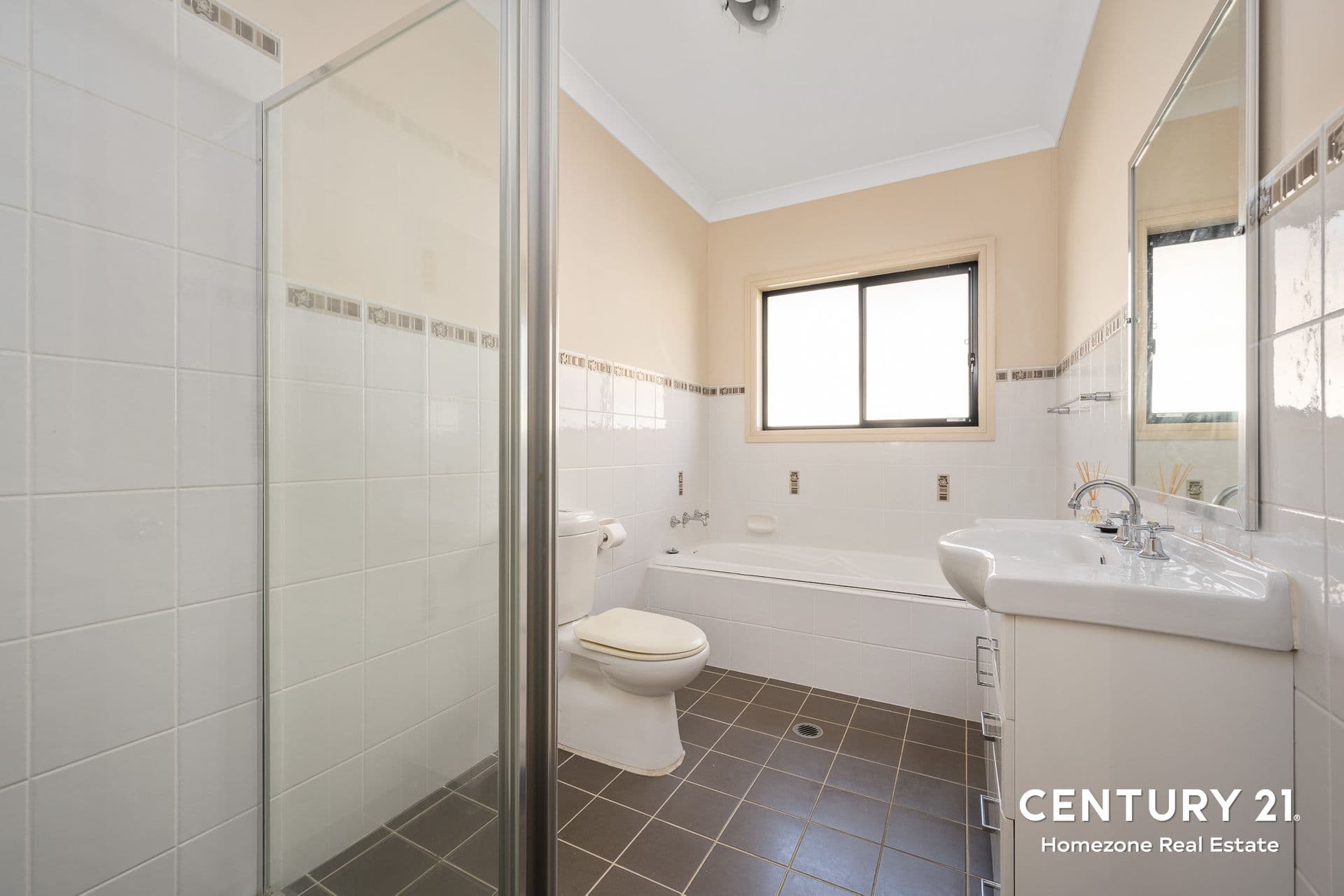 1/4 Iona Place, Bass Hill, NSW, 2197, Bass Hill - Thumbnail 8