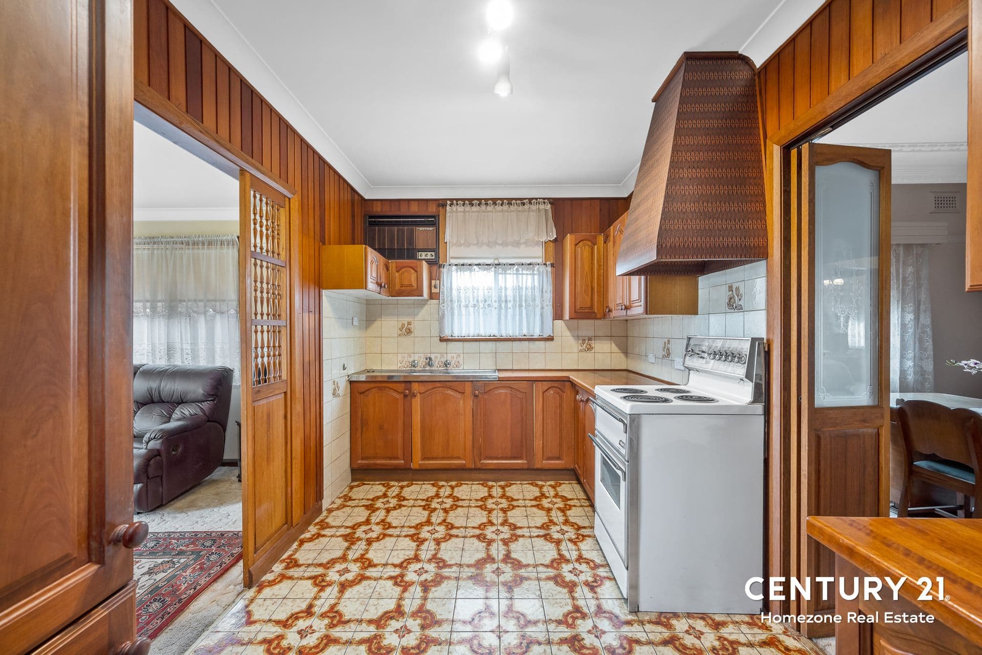 50 Juno Parade, Greenacre, NSW, 2190, Greenacre - Thumbnail 3