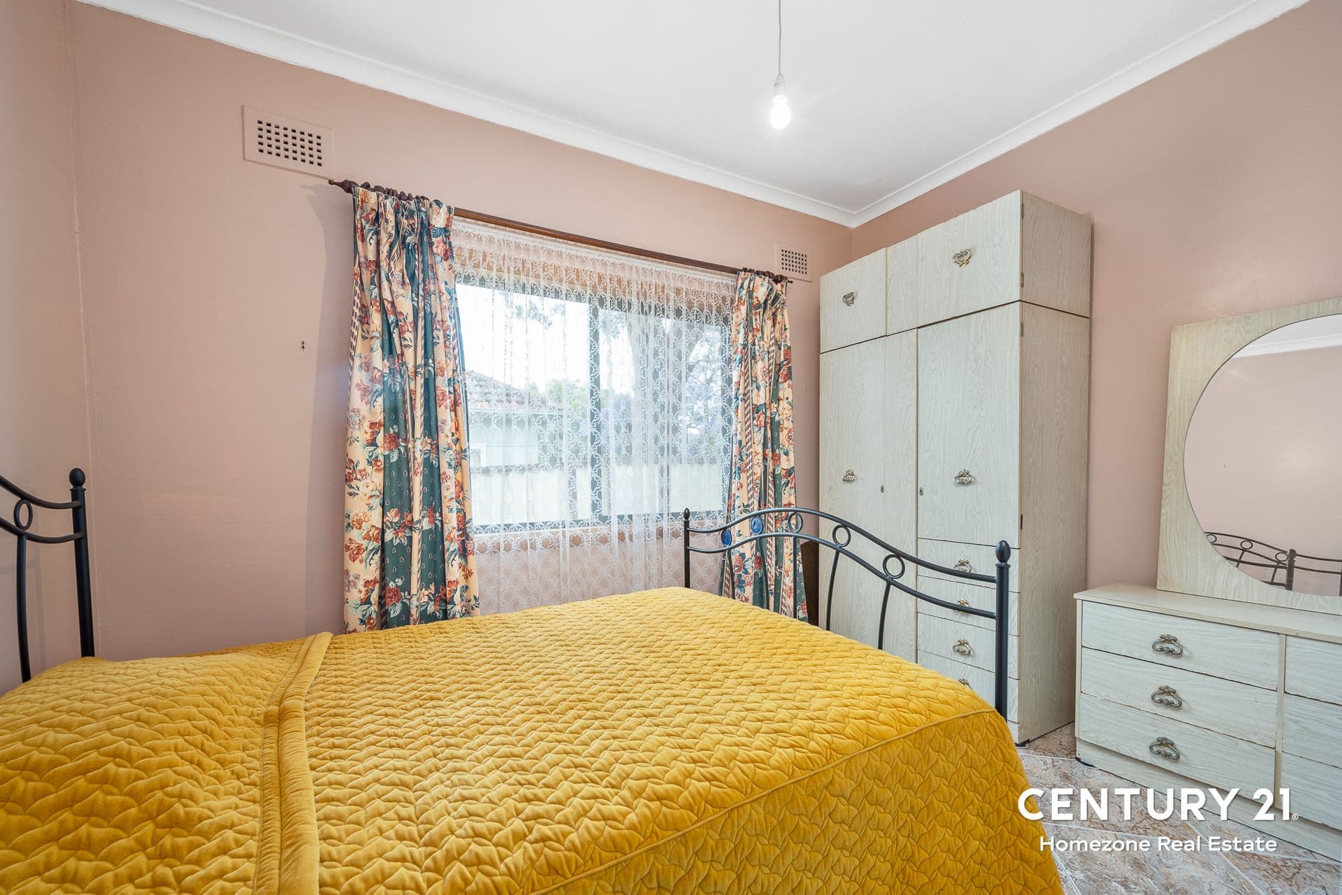 73 Hillcrest Avenue, Greenacre, NSW, 2190, Greenacre - Thumbnail 5