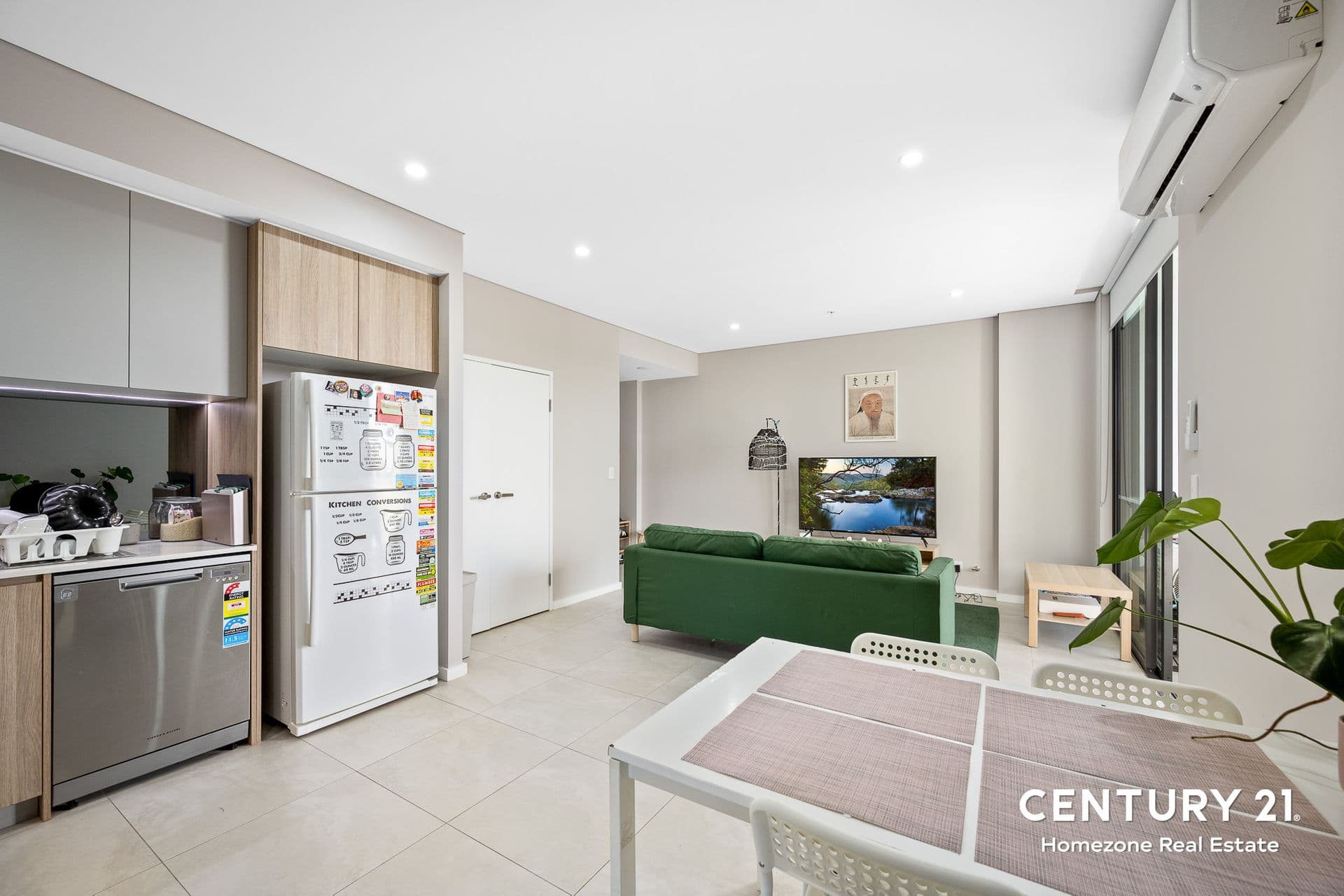 6/570 Miller Street, Cammeray - Thumbnail 3