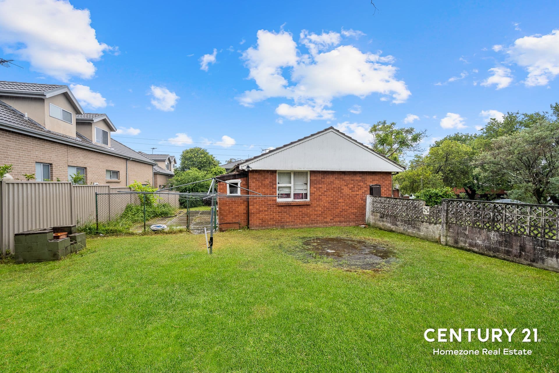 8 Jacqueline Crescent, Greenacre, NSW, 2190, Greenacre - Thumbnail 3
