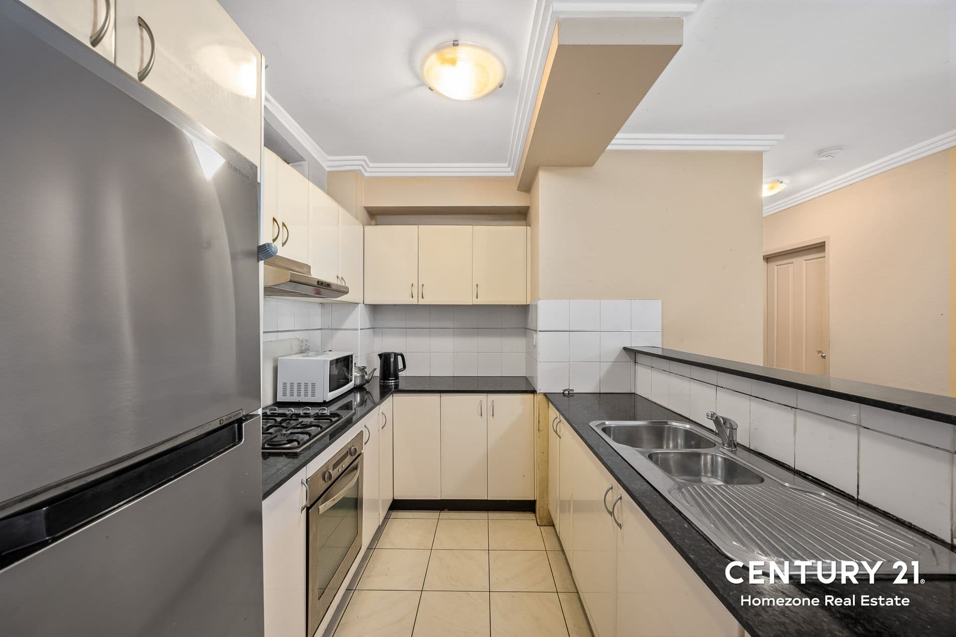 9/695 Punchbowl Road, Punchbowl, NSW, 2196, Punchbowl - Thumbnail 3