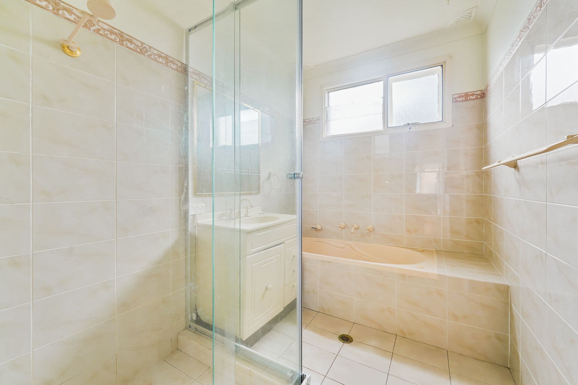 2/172 Old Kent Road, Mount Lewis, NSW, 2190, Mount Lewis - Thumbnail 6
