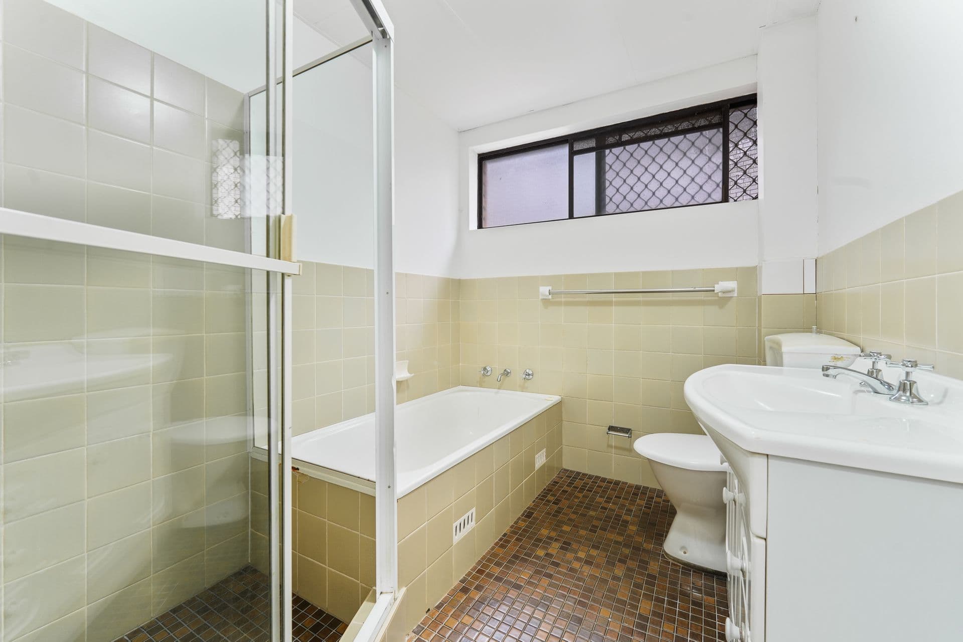 2/10-14 The Strand, Rockdale, NSW, 2216, Rockdale - Thumbnail 3
