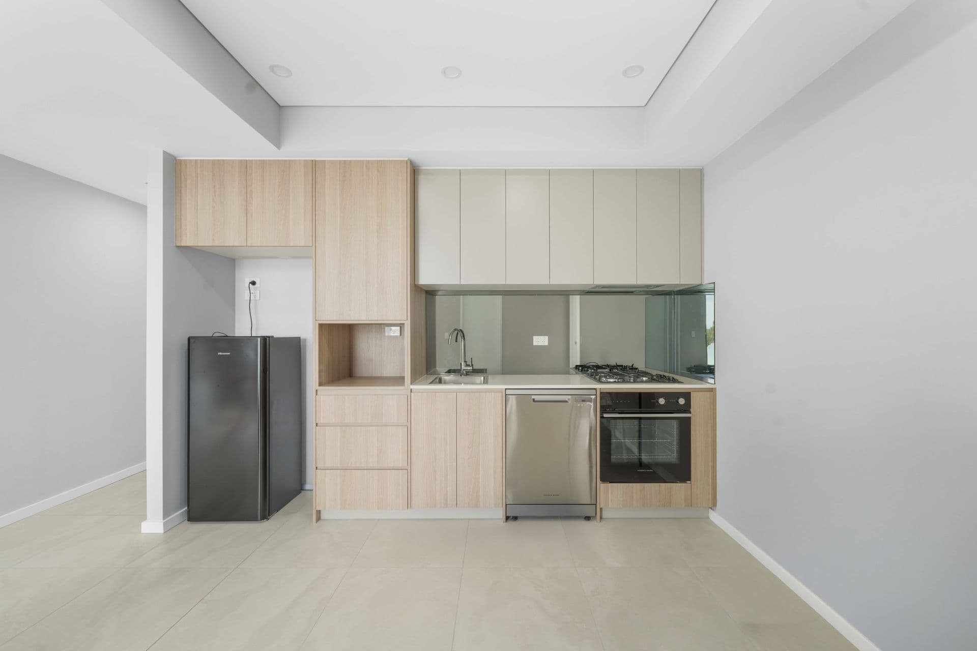 402/41 Wonga Street, Canterbury, NSW, 2193, Canterbury - Thumbnail 4