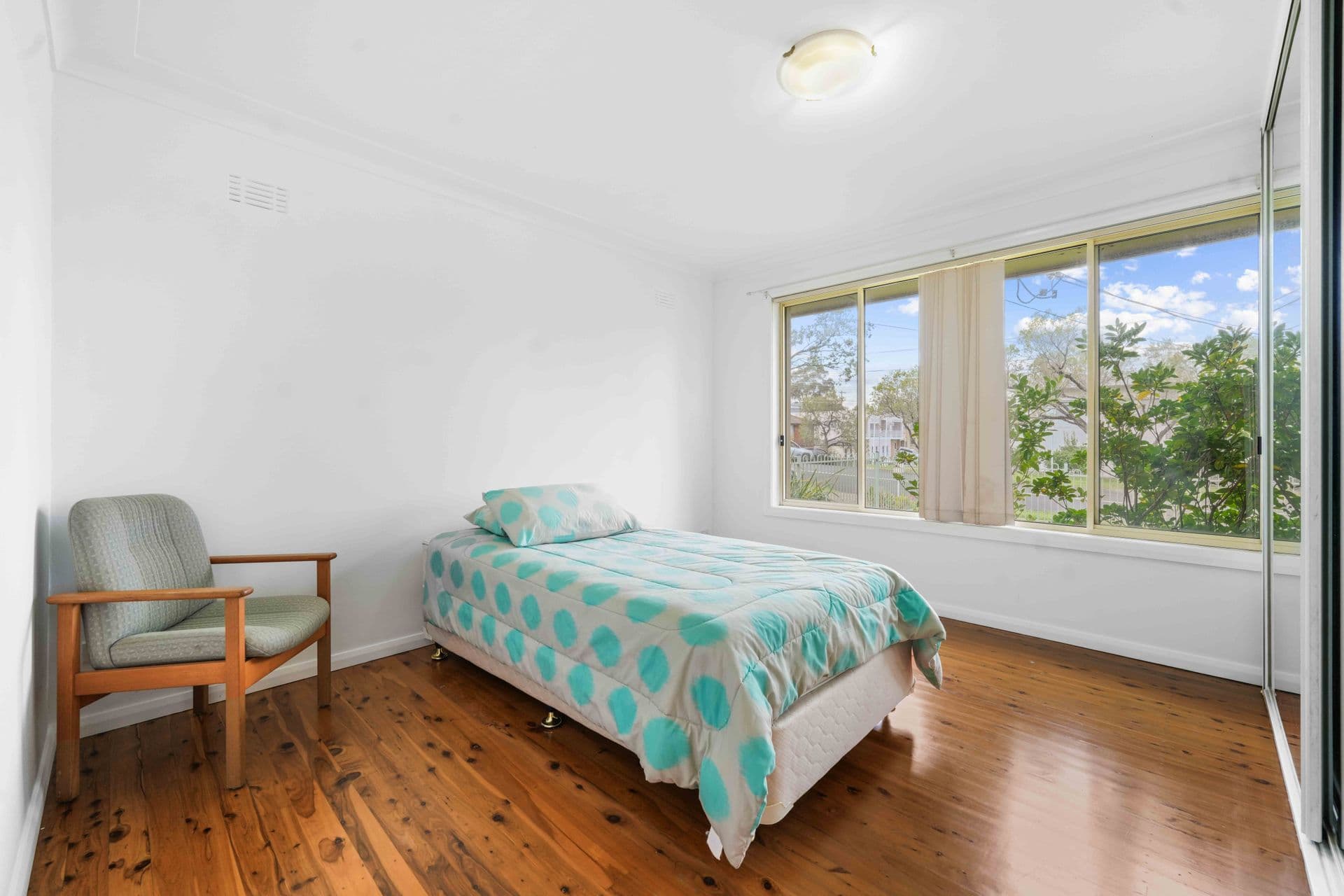 57 Denman Road, Georges Hall, NSW, 2198, Georges Hall - Thumbnail 5