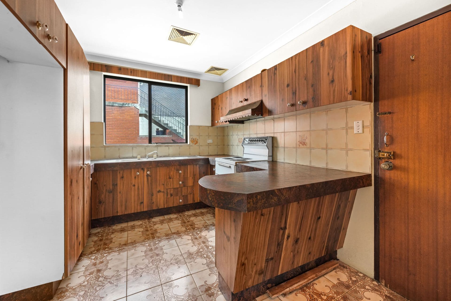 24 Rookwood Road, Yagoona, NSW, 2199, Yagoona - Thumbnail 4