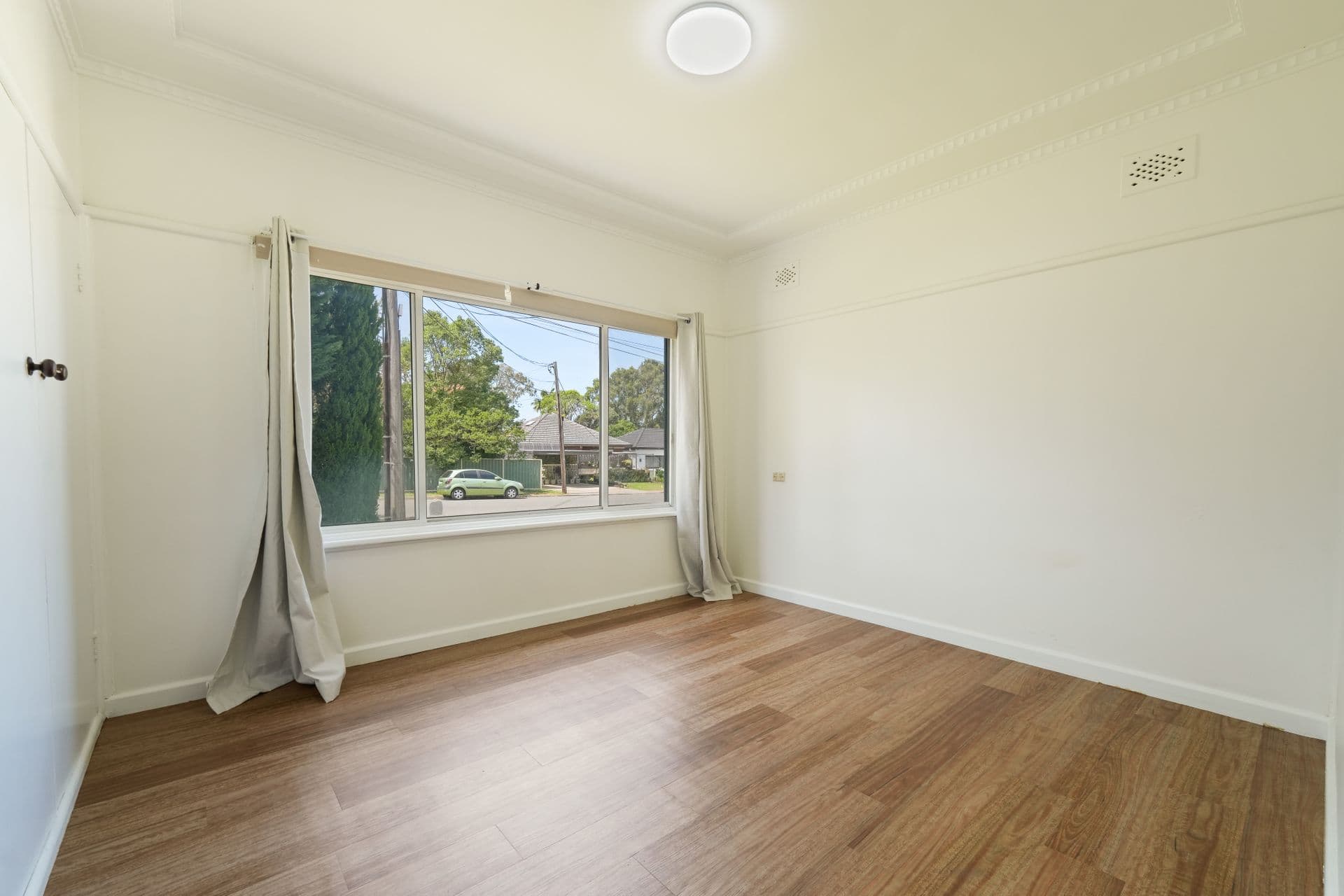 17 Ashcroft Street, Georges Hall, NSW, 2198, Georges Hall - Thumbnail 2