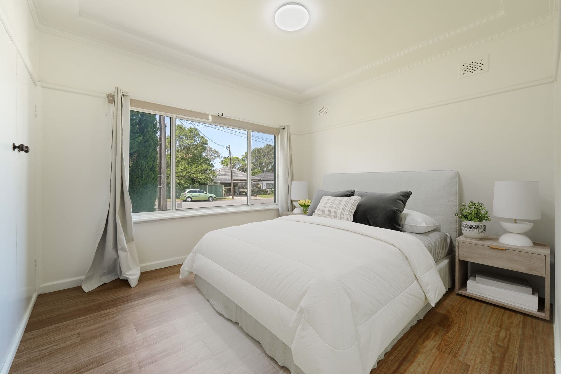 17 Ashcroft Street, Georges Hall, NSW, 2198, Georges Hall - Thumbnail 3