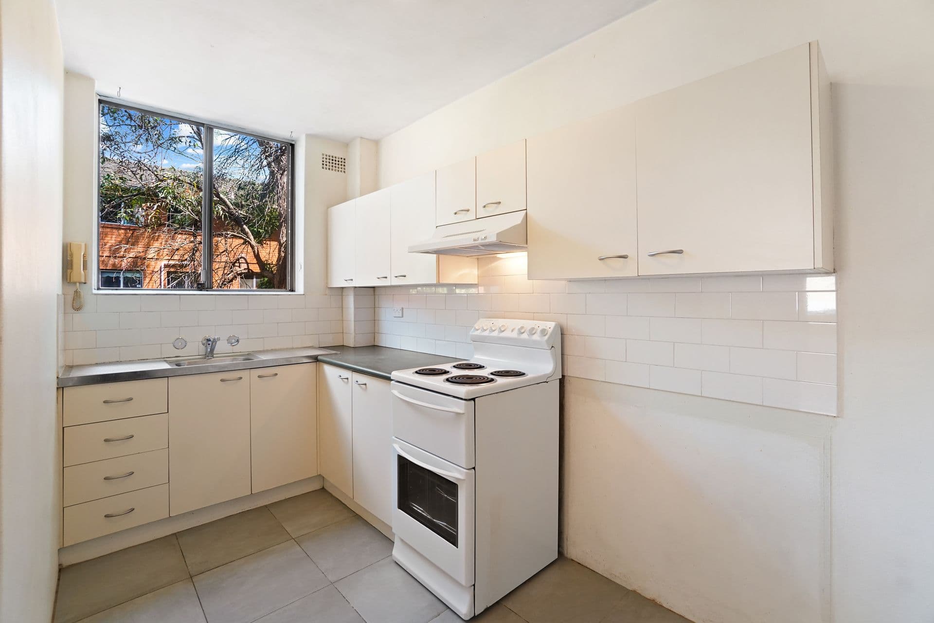 3/2 Adelaide Street, West Ryde, NSW, 2114, West Ryde - Thumbnail 3