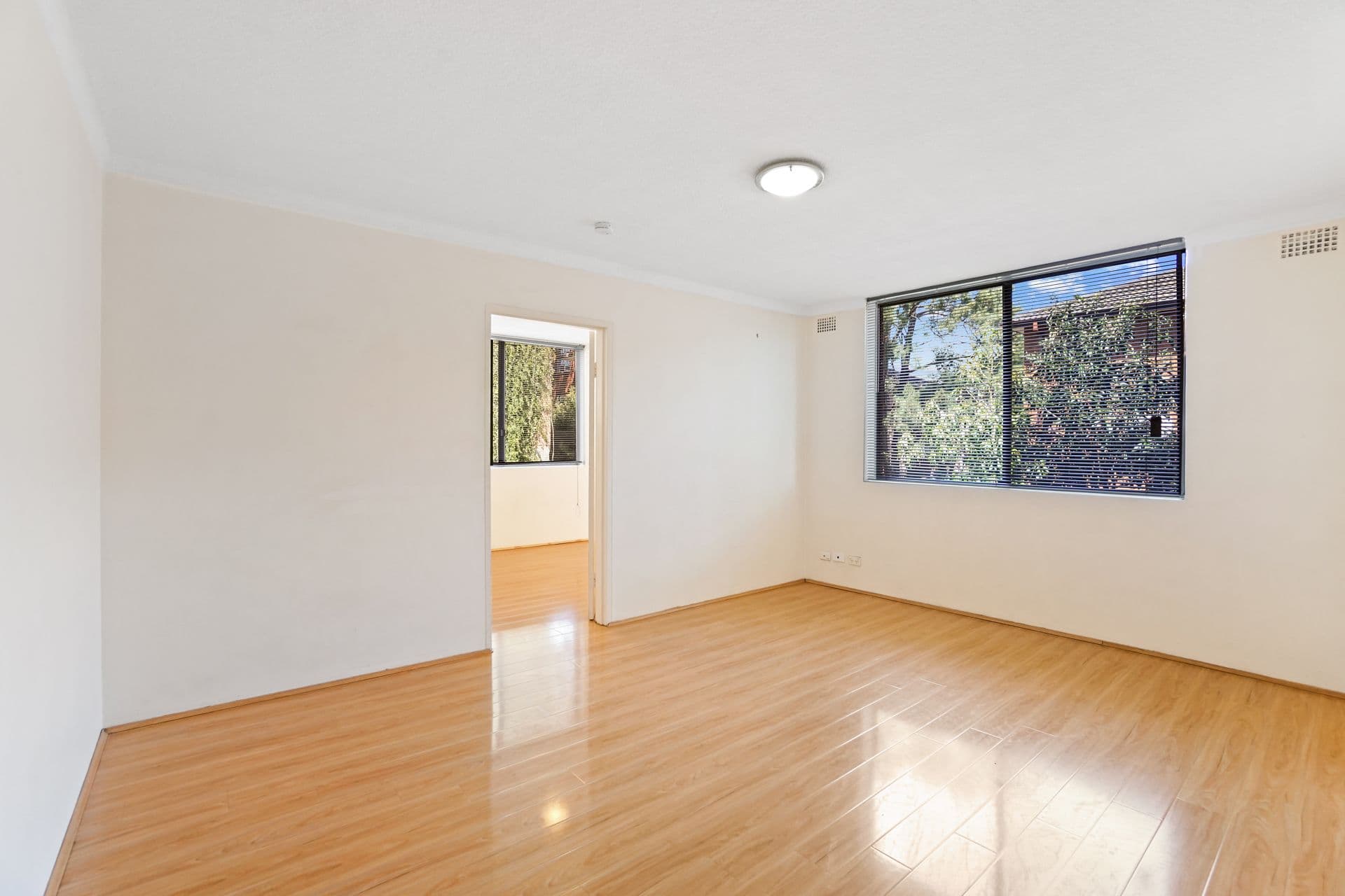 3/2 Adelaide Street, West Ryde, NSW, 2114, West Ryde - Thumbnail 2