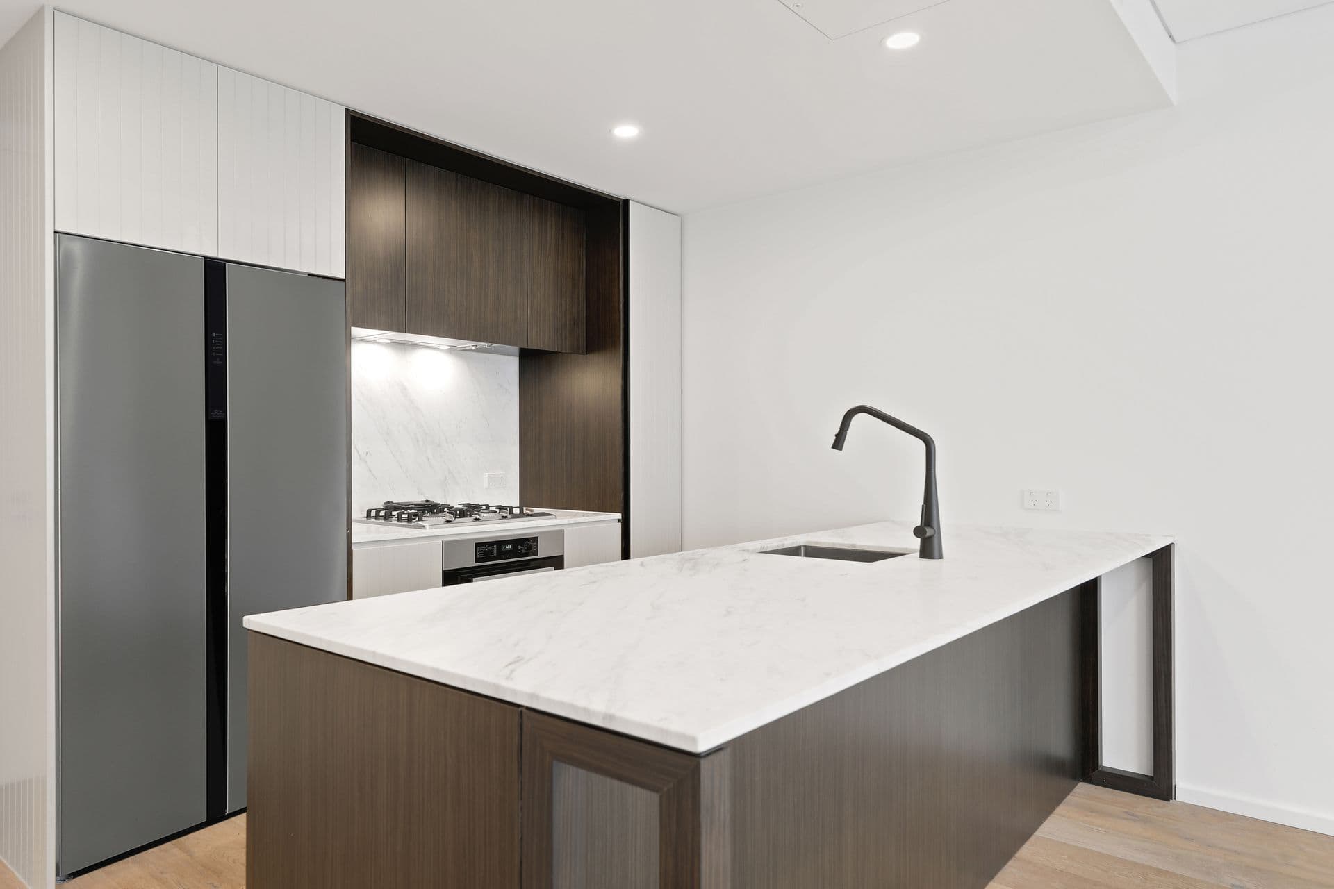 503/8 Birdwood Avenue, Lane Cove - Thumbnail 3