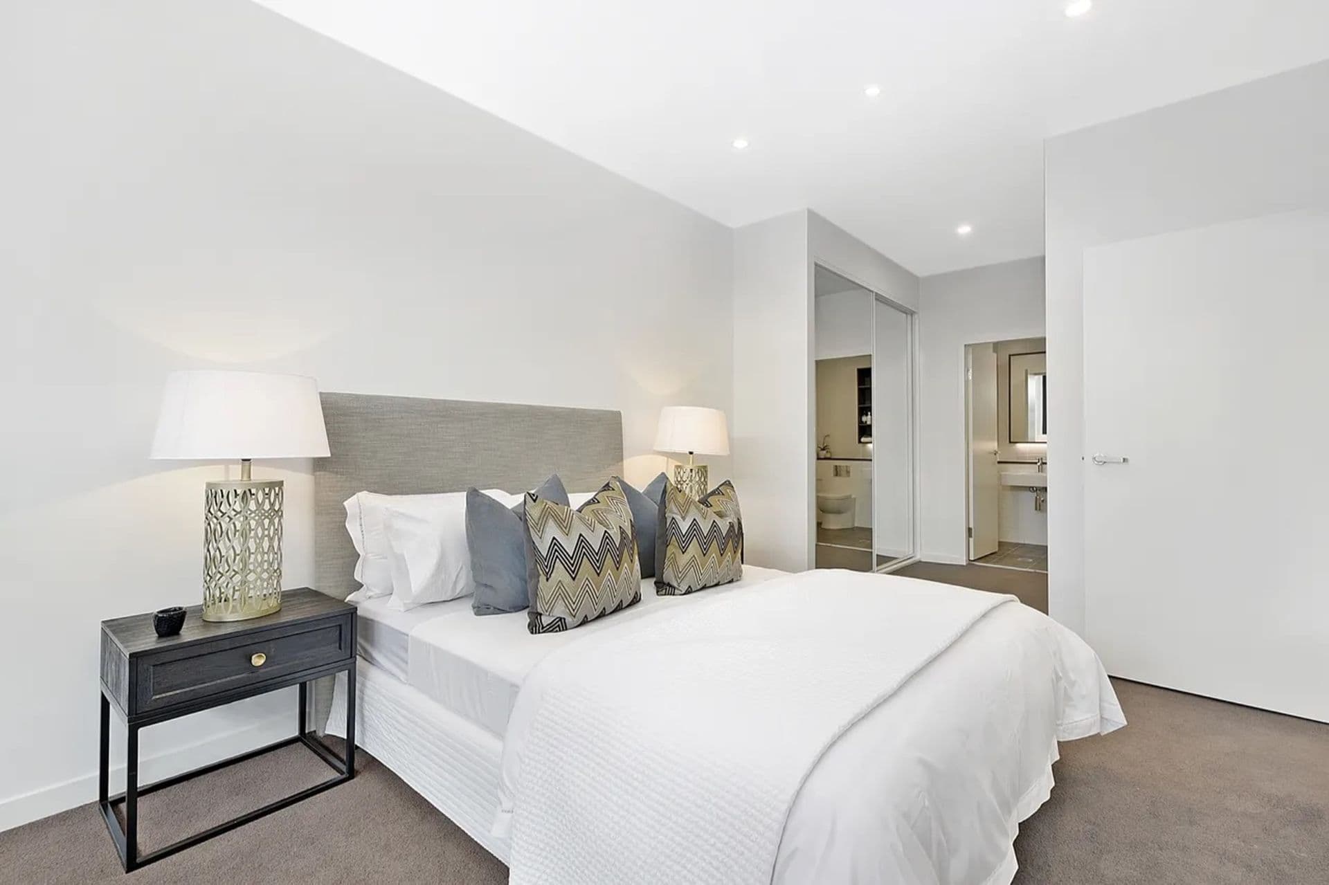 705/8 Aviators Way, Penrith, NSW, 2750, Penrith - Thumbnail 4