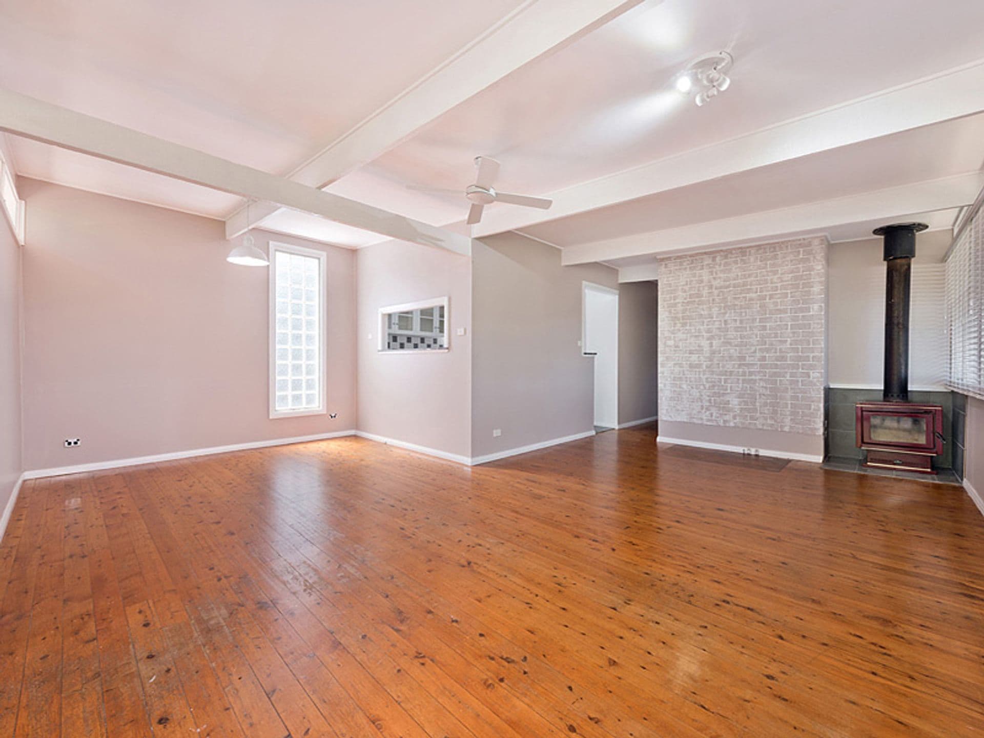 10 Jeffs Road, Faulconbridge, NSW, 2776, Faulconbridge - Thumbnail 3
