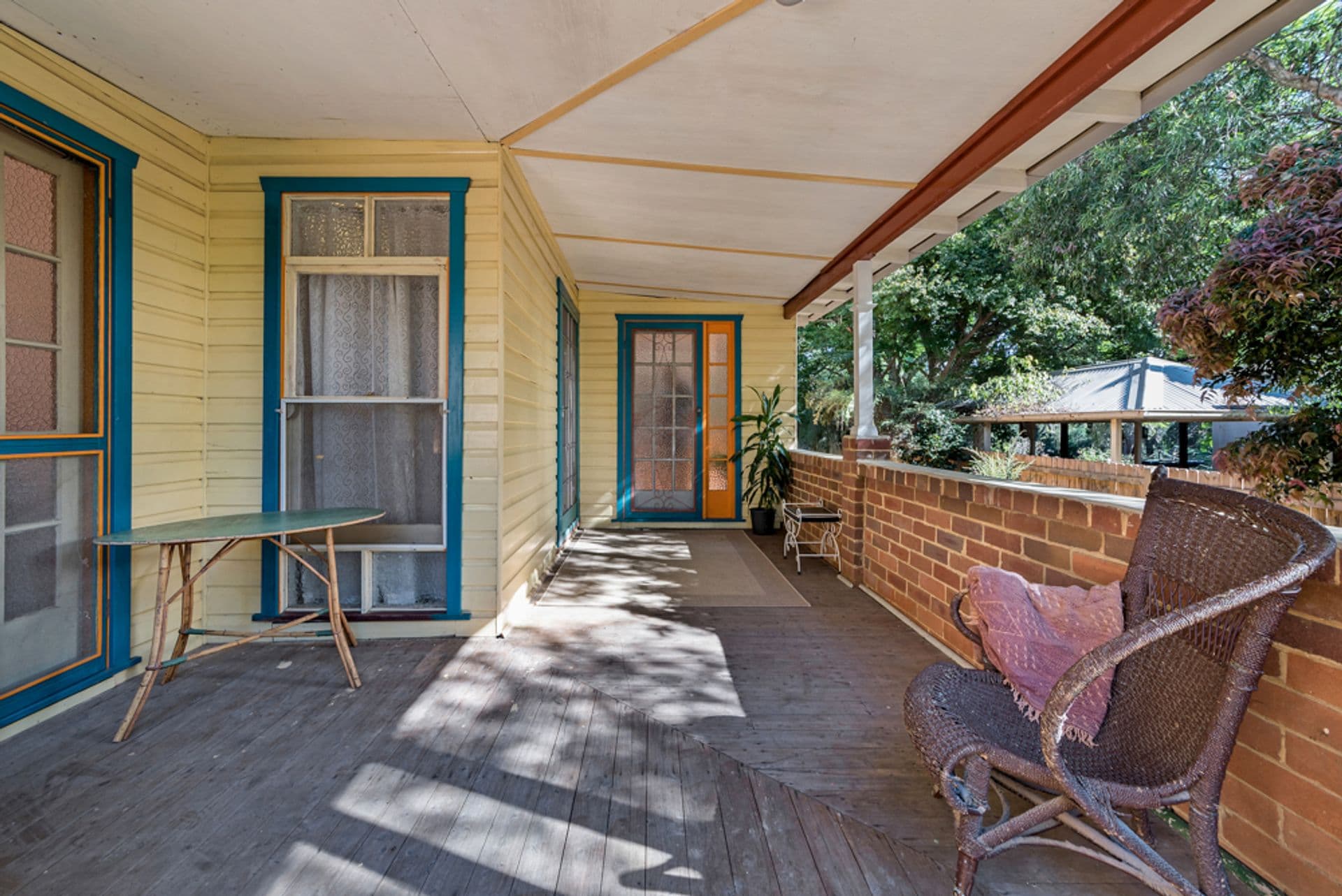 16 Moorecourt Ave, Springwood, NSW, 2777, Springwood - Thumbnail 2