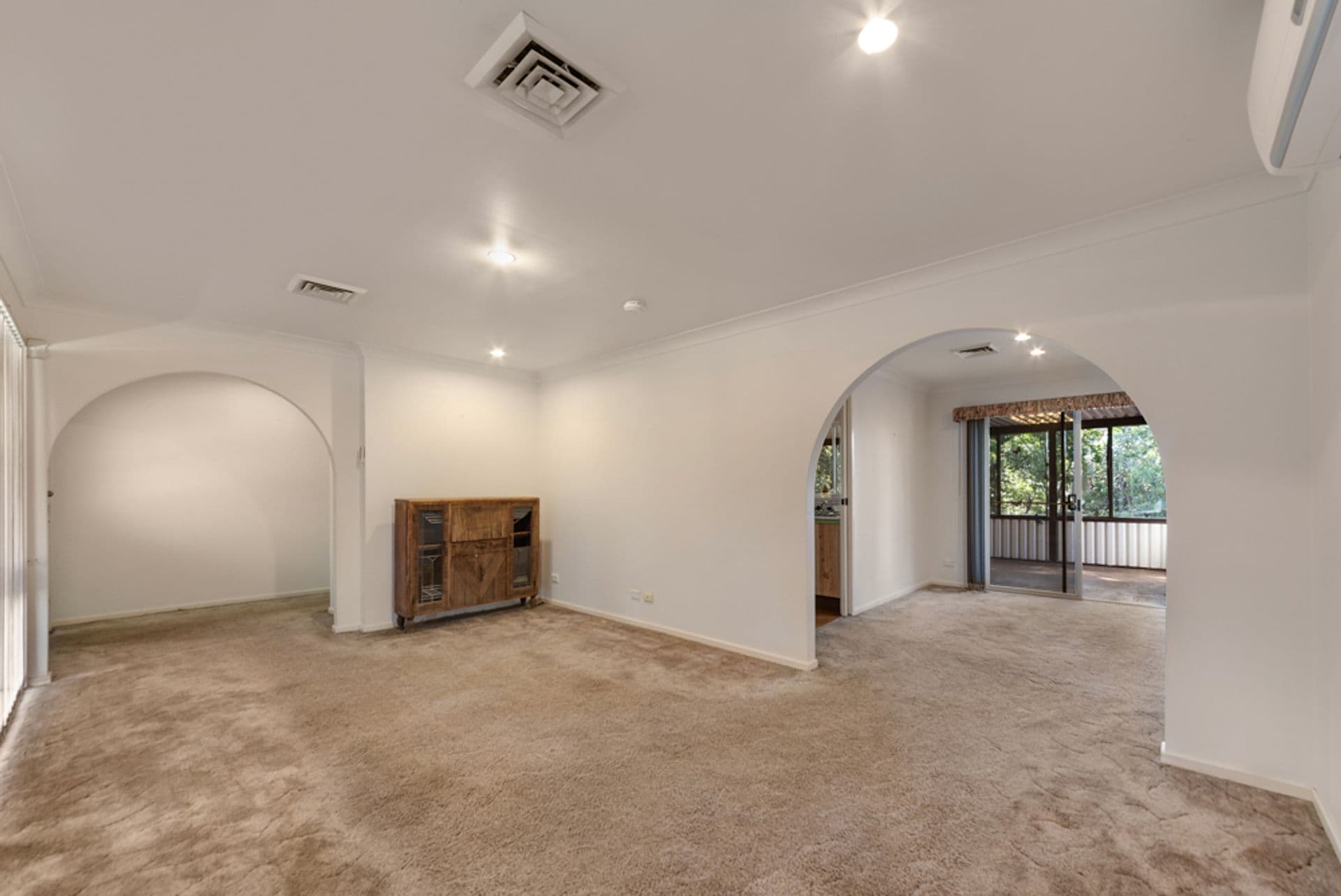 6 Florey Crescent, Springwood, NSW, 2777, Springwood - Thumbnail 3