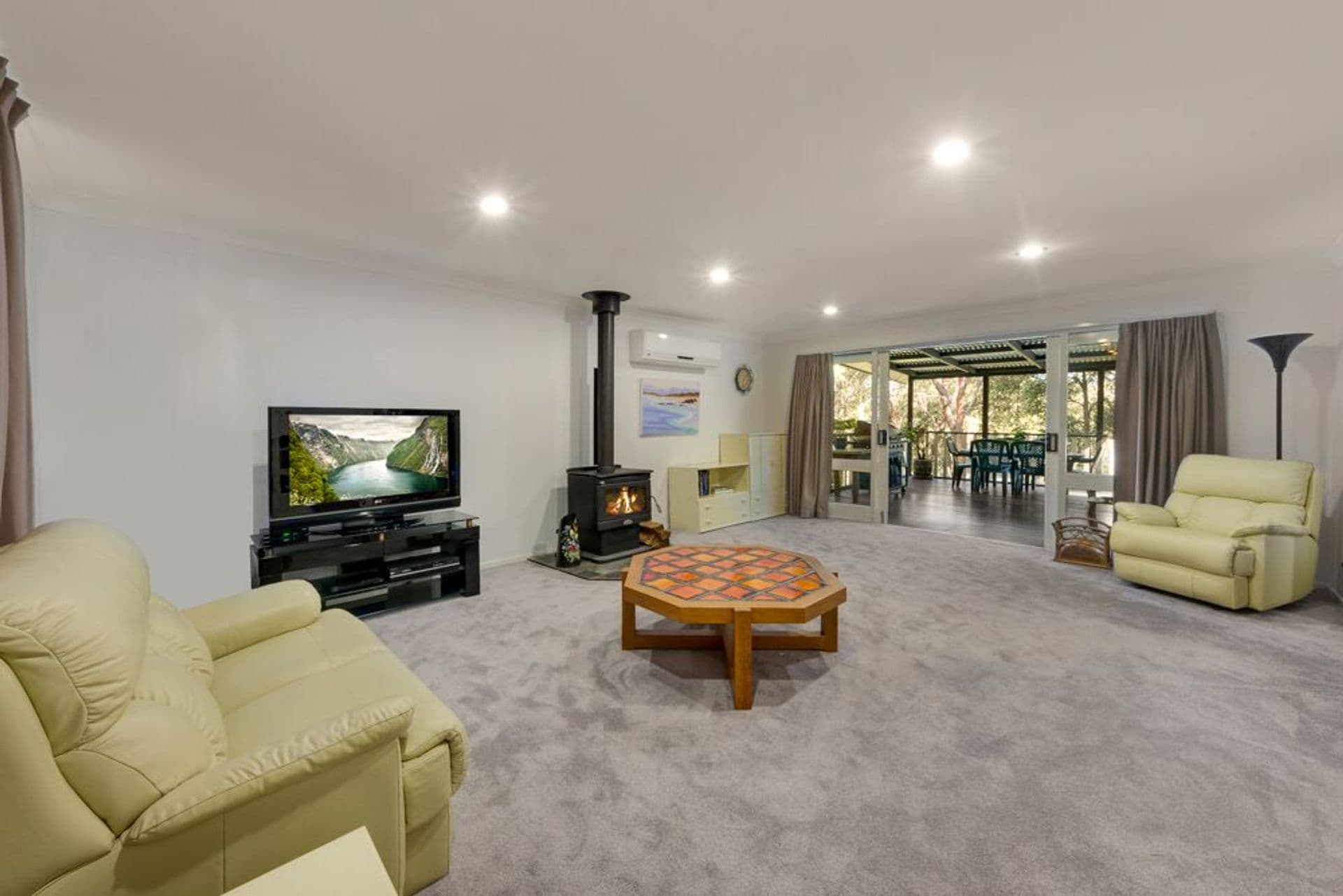 69 Paterson Road, Springwood, NSW, 2777, Springwood - Thumbnail 5