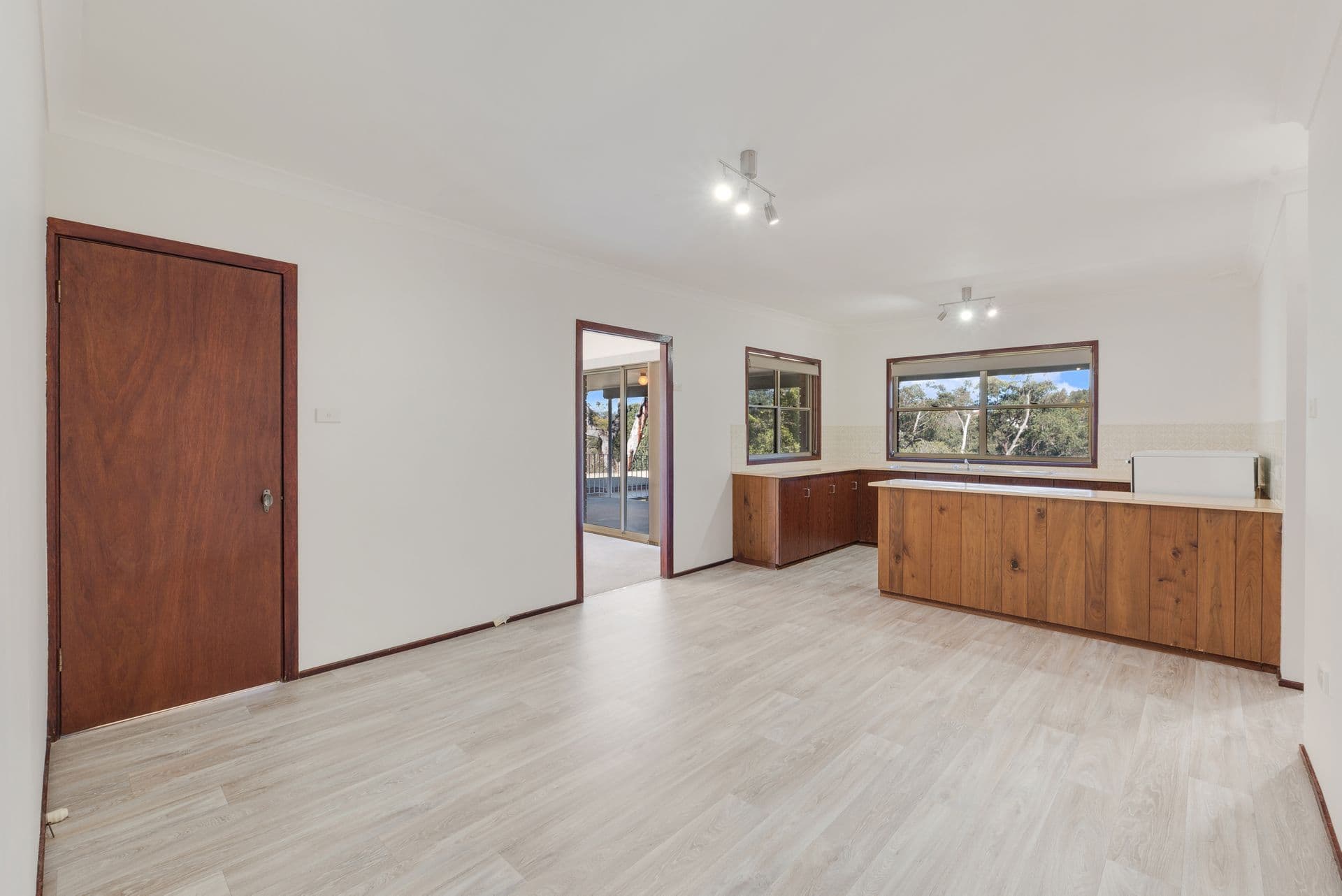 43 Perry Avenue, Springwood, NSW, 2777, Springwood - Thumbnail 4