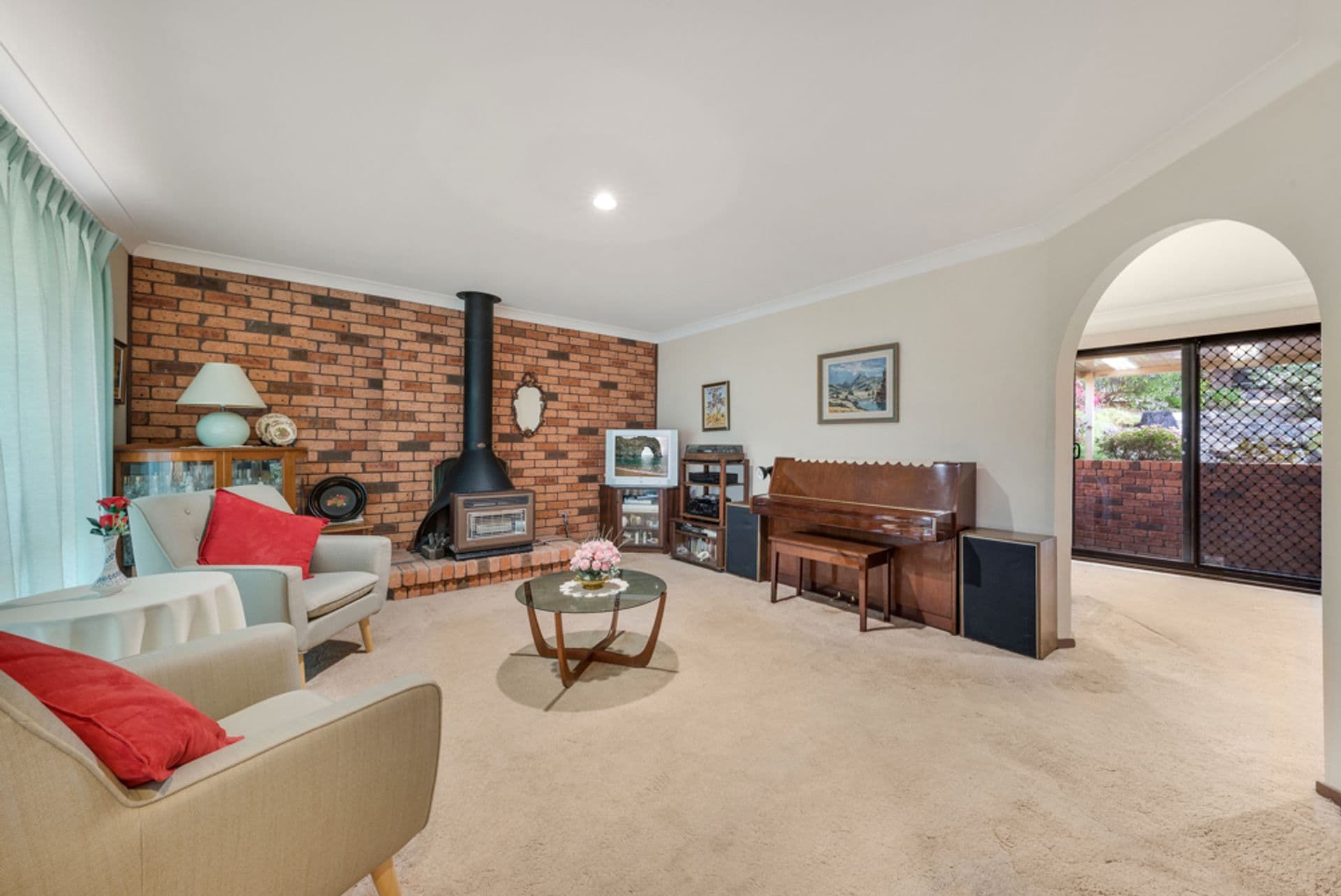 17 Lalor Drive, Springwood, NSW, 2777, Springwood - Thumbnail 2