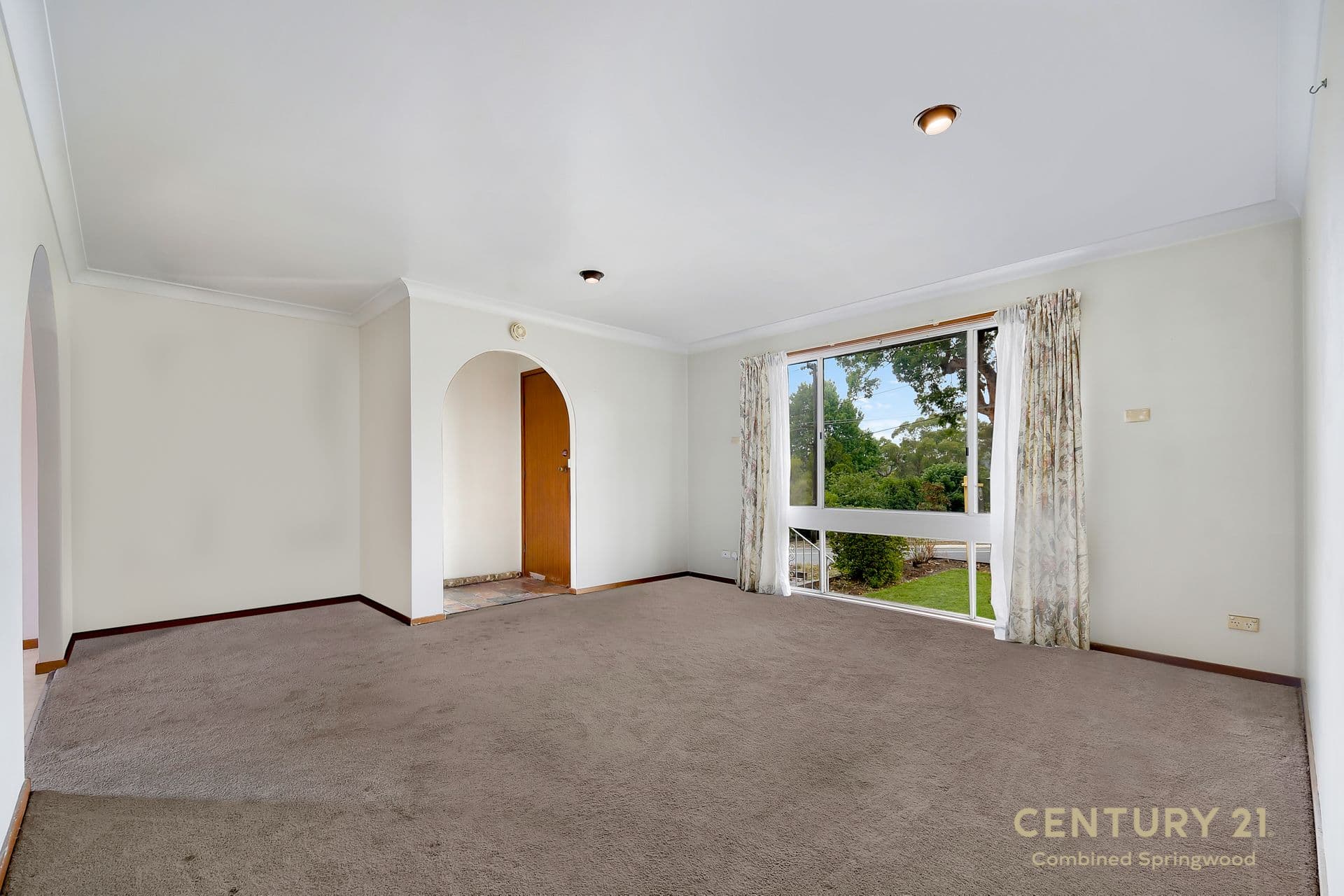 60 Singles Ridge Rd, Winmalee, NSW, 2777, Winmalee - Thumbnail 2