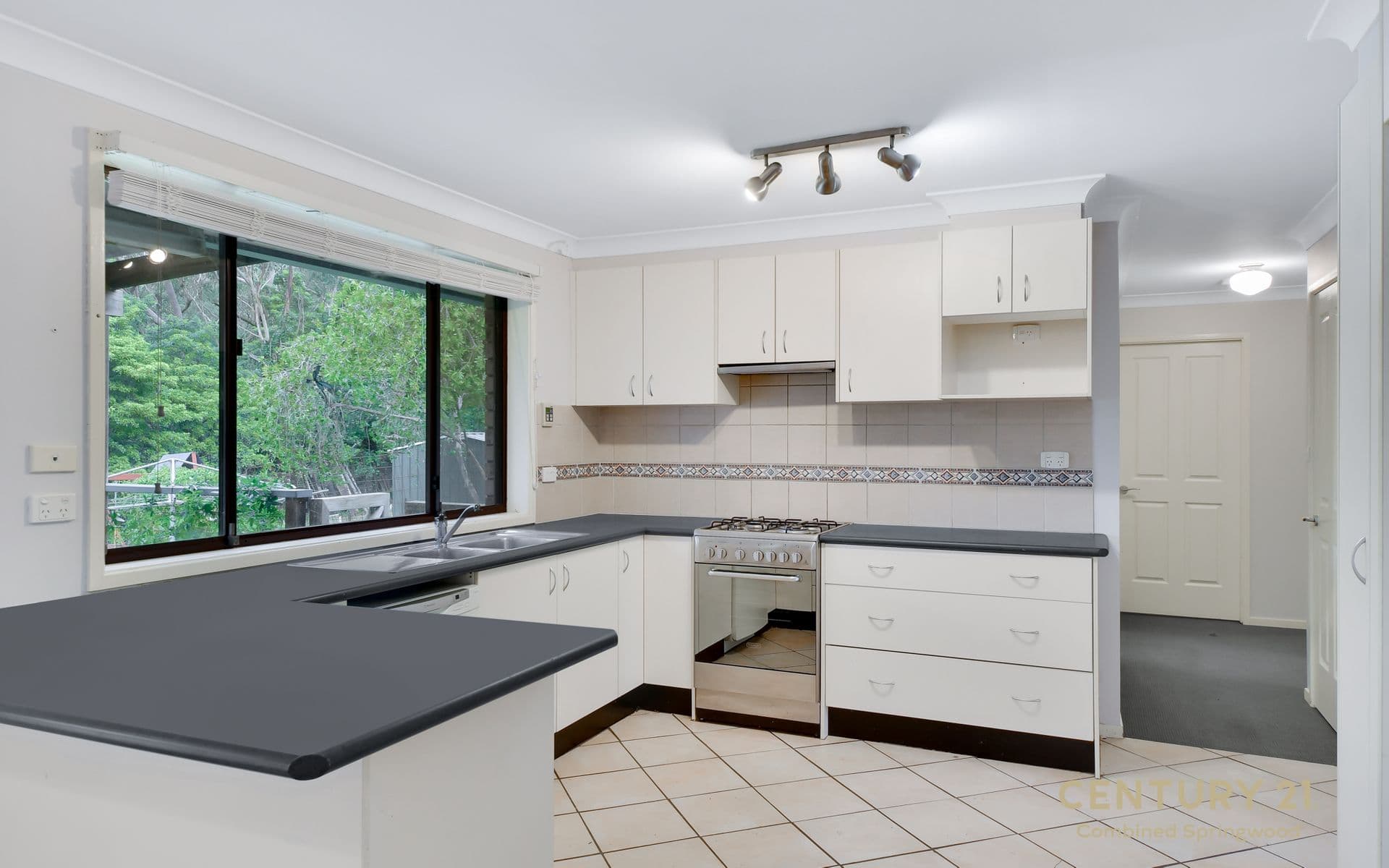 28 Derain Cres, Hazelbrook, NSW, 2779, Hazelbrook - Thumbnail 3