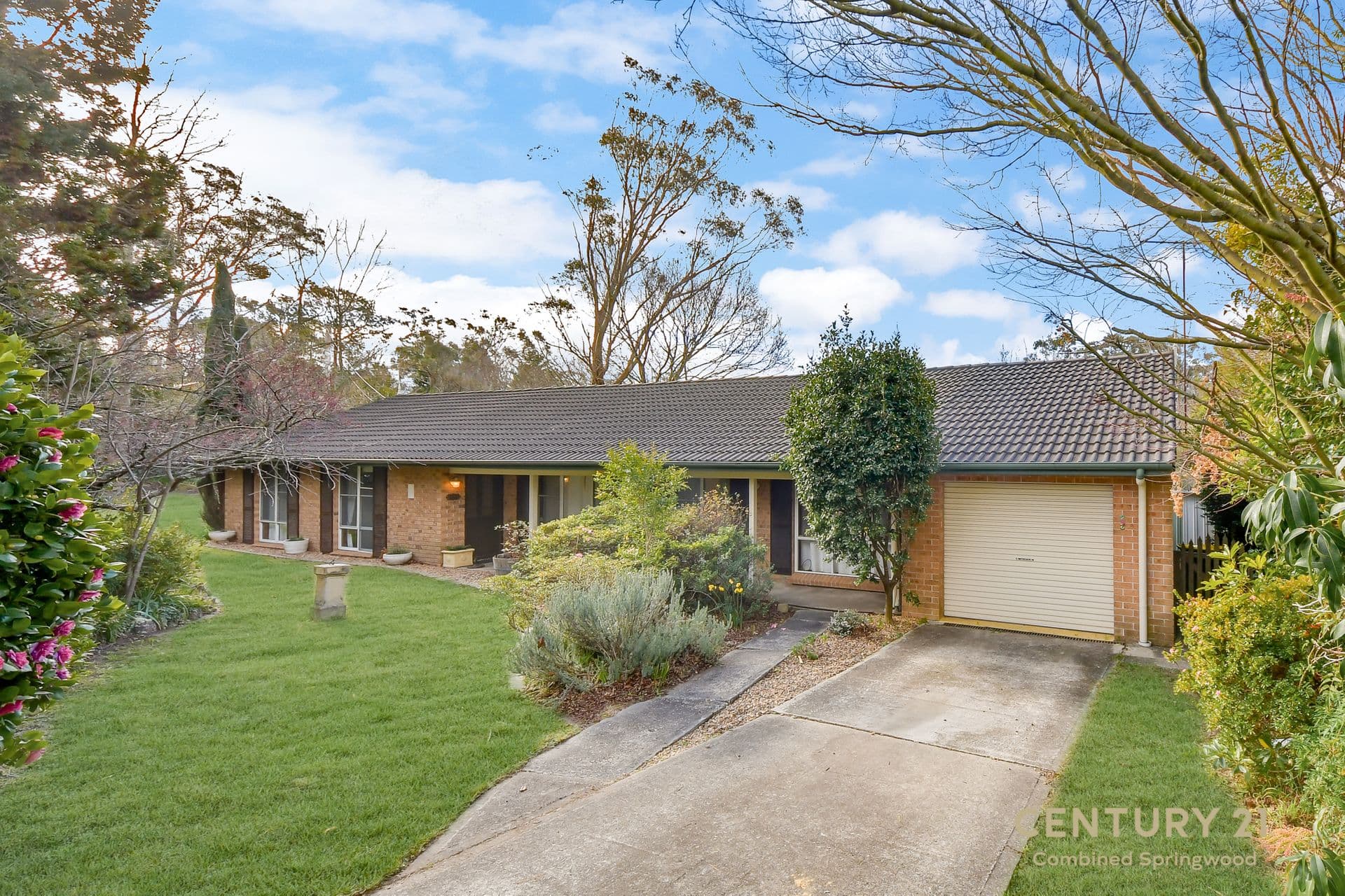 9 Farnham Avenue, Wentworth Falls, NSW, 2782, Wentworth Falls - Image 1
