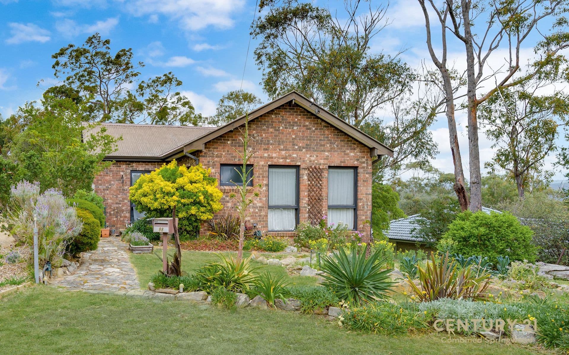 98 St Georges Crescent, Faulconbridge, NSW, 2776, Faulconbridge - Image 1