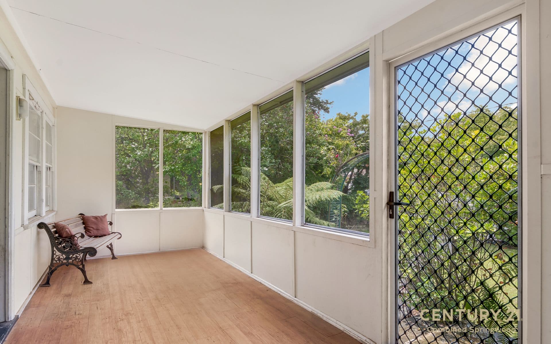 51 Raymond Road, Springwood, NSW, 2777, Springwood - Thumbnail 3