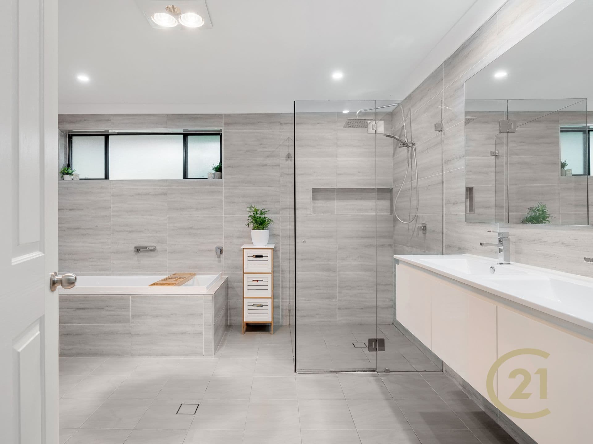 4 Pentlands Drive, Winmalee, NSW, 2777, Winmalee - Thumbnail 8
