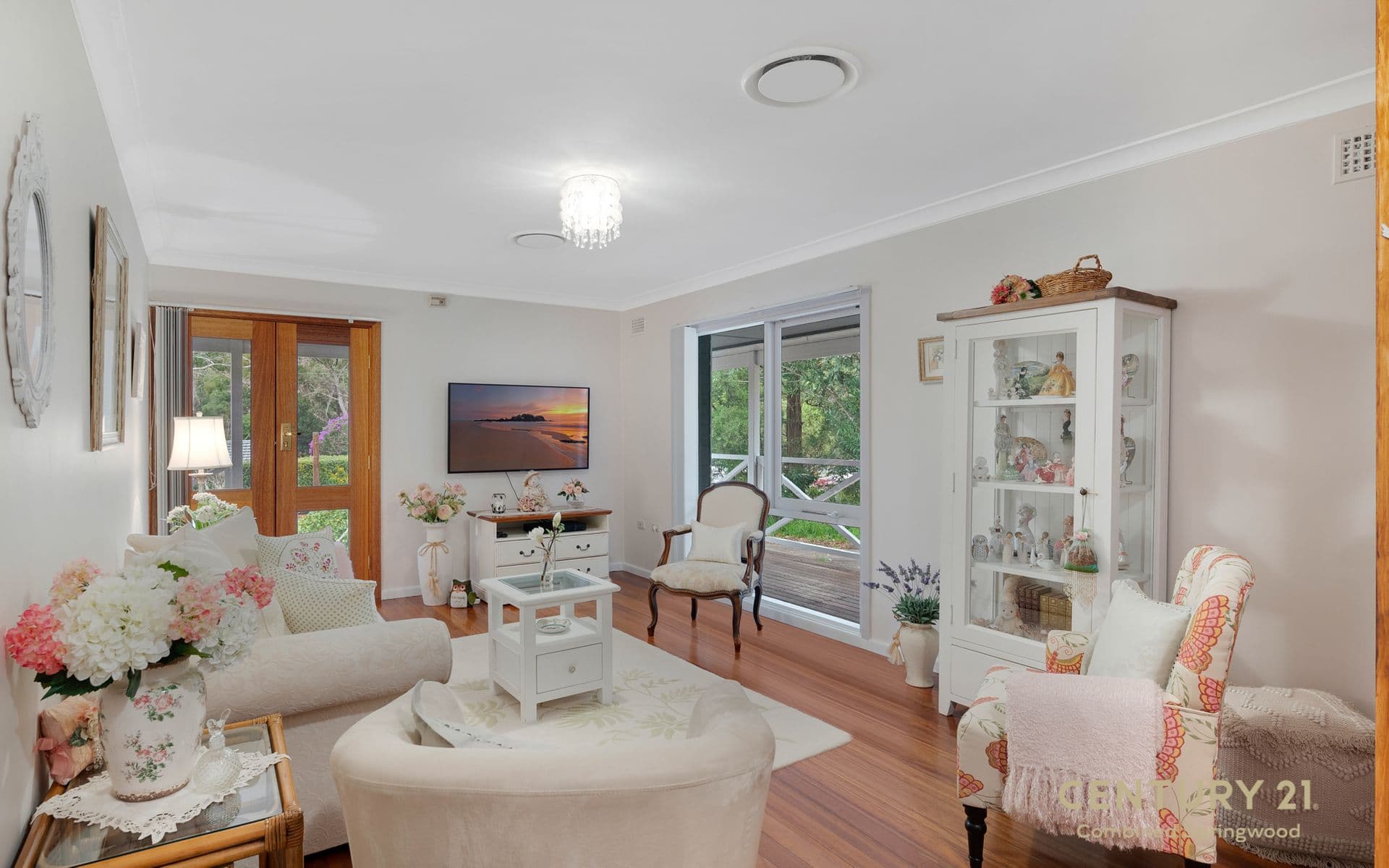 18 Birdwood Avenue, Winmalee, NSW, 2777, Winmalee - Thumbnail 5