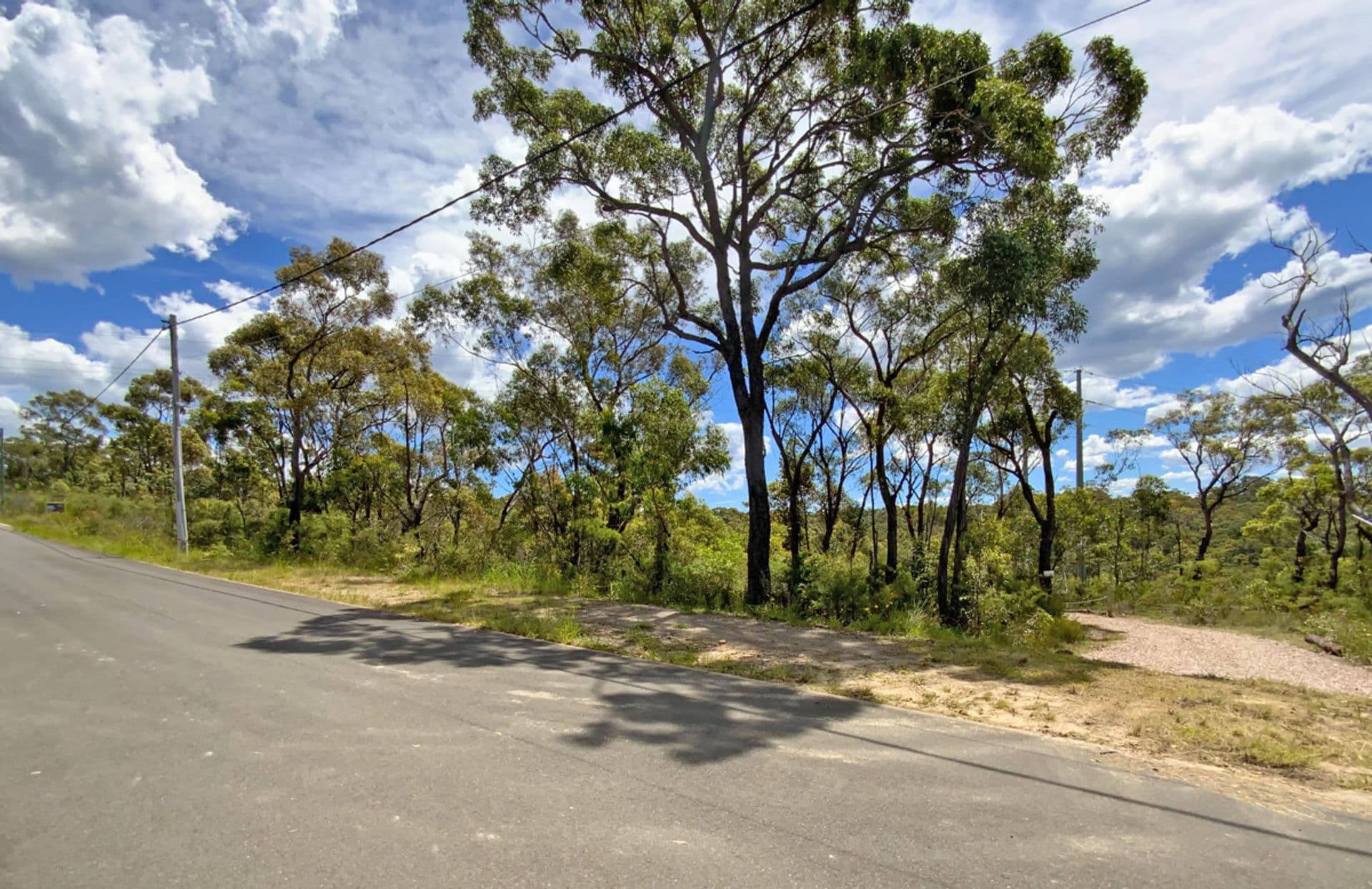4 Badham Street, Faulconbridge, NSW, 2776, Faulconbridge - Thumbnail 2
