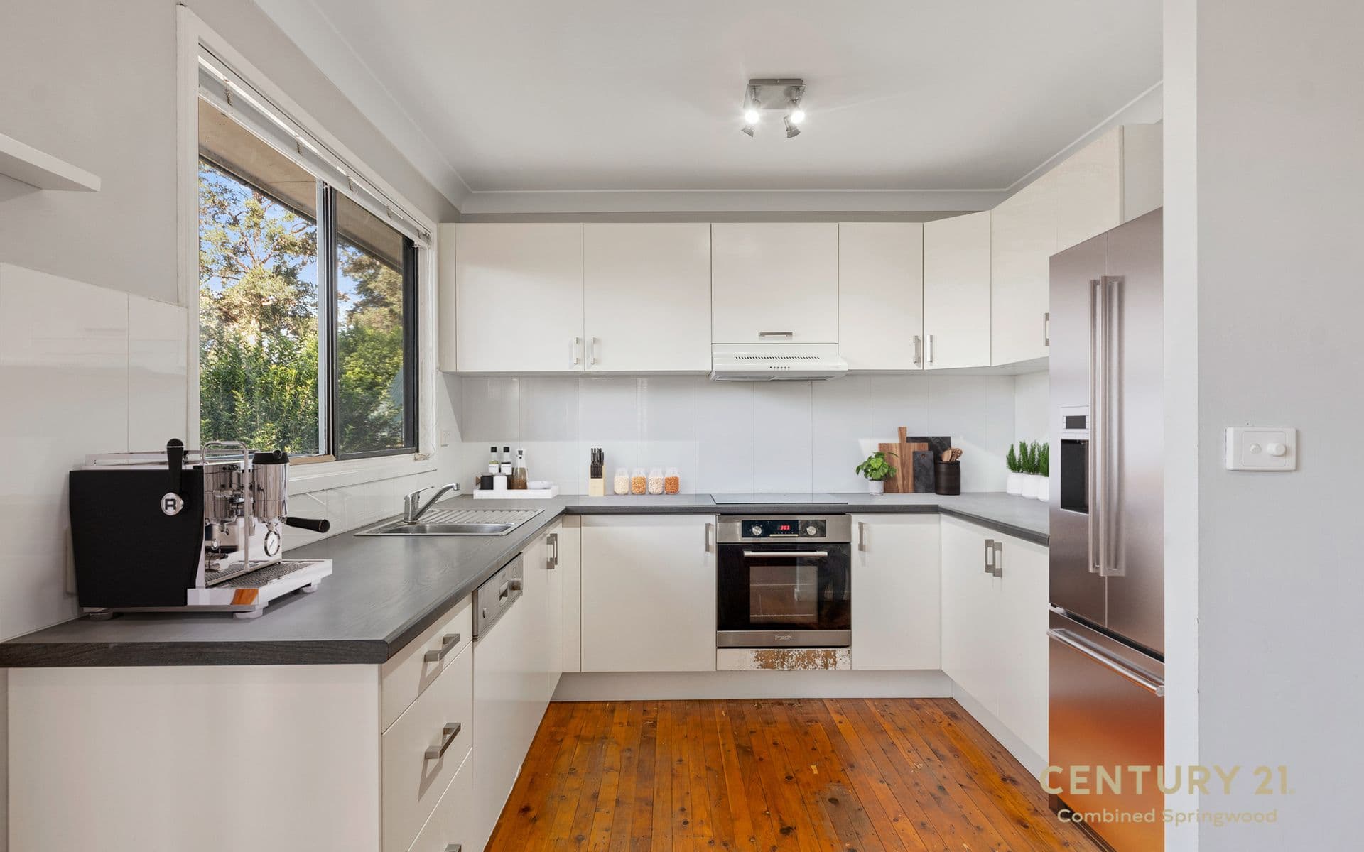 17 Booker Road, Hawkesbury Heights, NSW, 2777, Hawkesbury Heights - Thumbnail 4