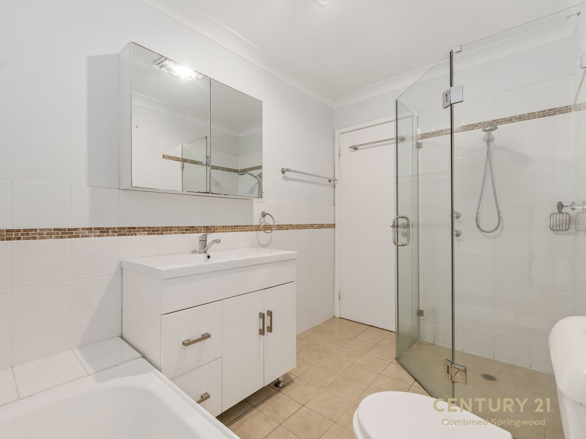 17 Booker Road, Hawkesbury Heights, NSW, 2777, Hawkesbury Heights - Thumbnail 7