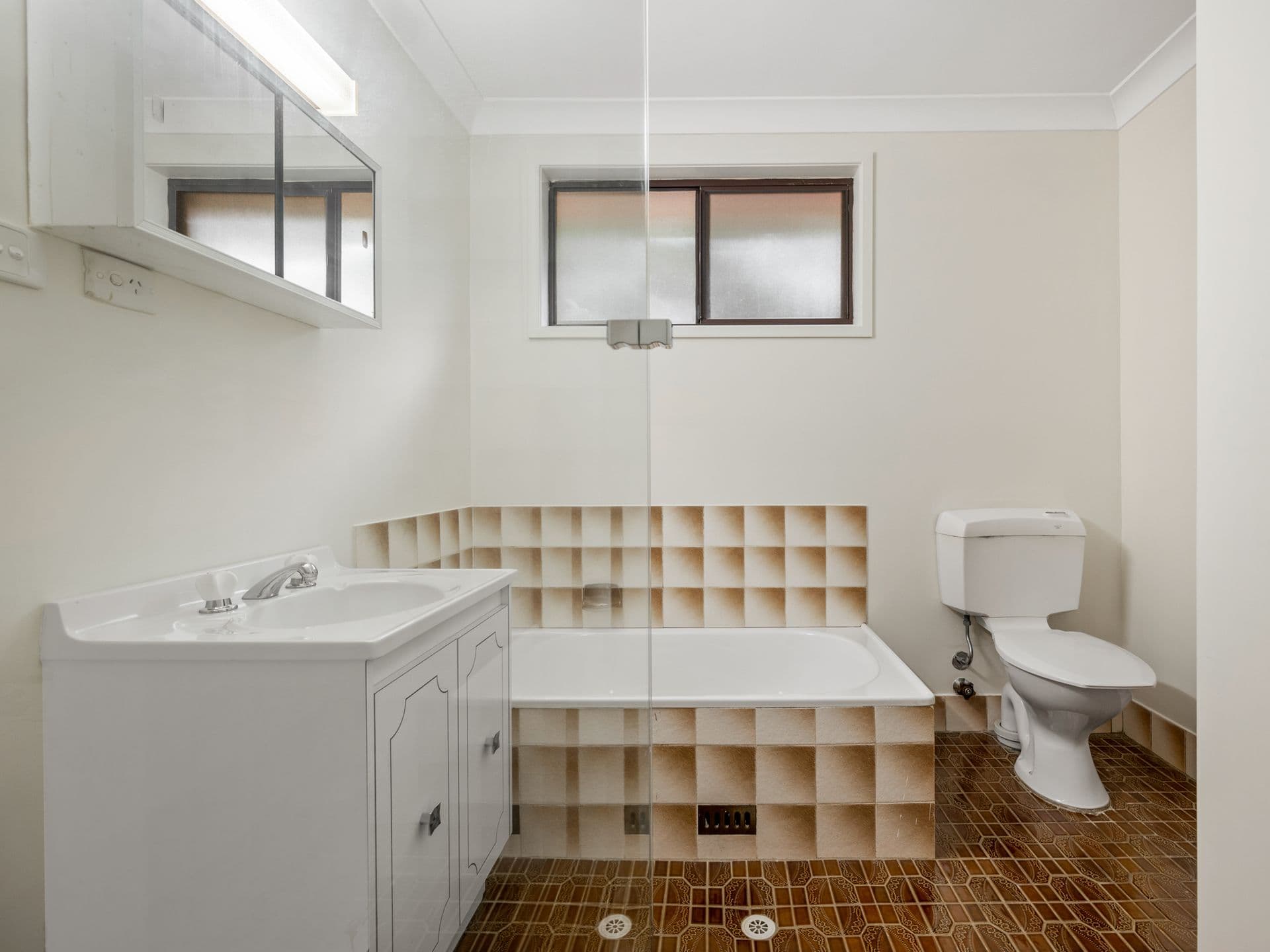 57 Winbourne Road, Hazelbrook, NSW, 2779, Hazelbrook - Thumbnail 8