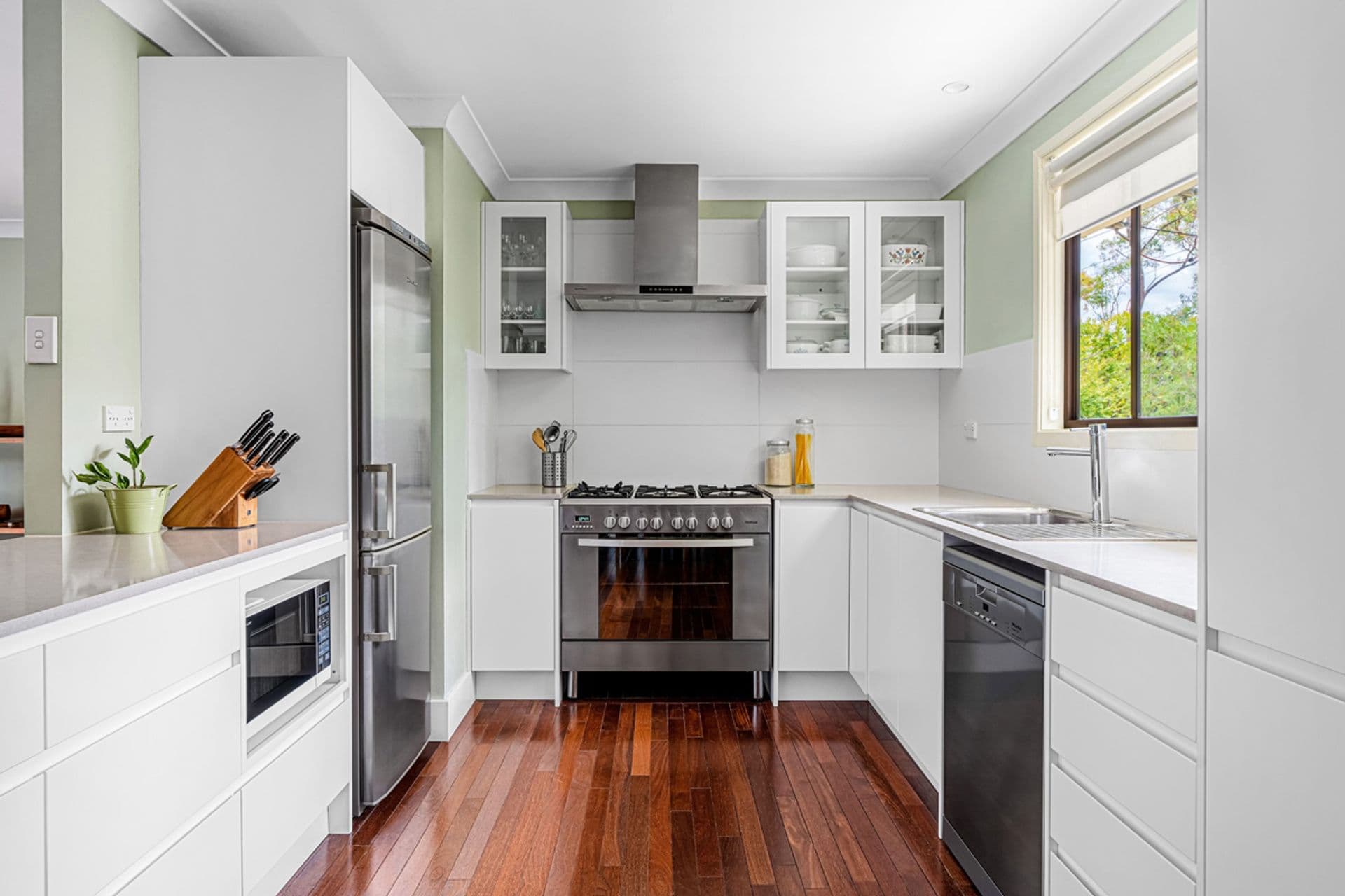 58 Davies Avenue, Springwood, NSW, 2777, Springwood - Thumbnail 3