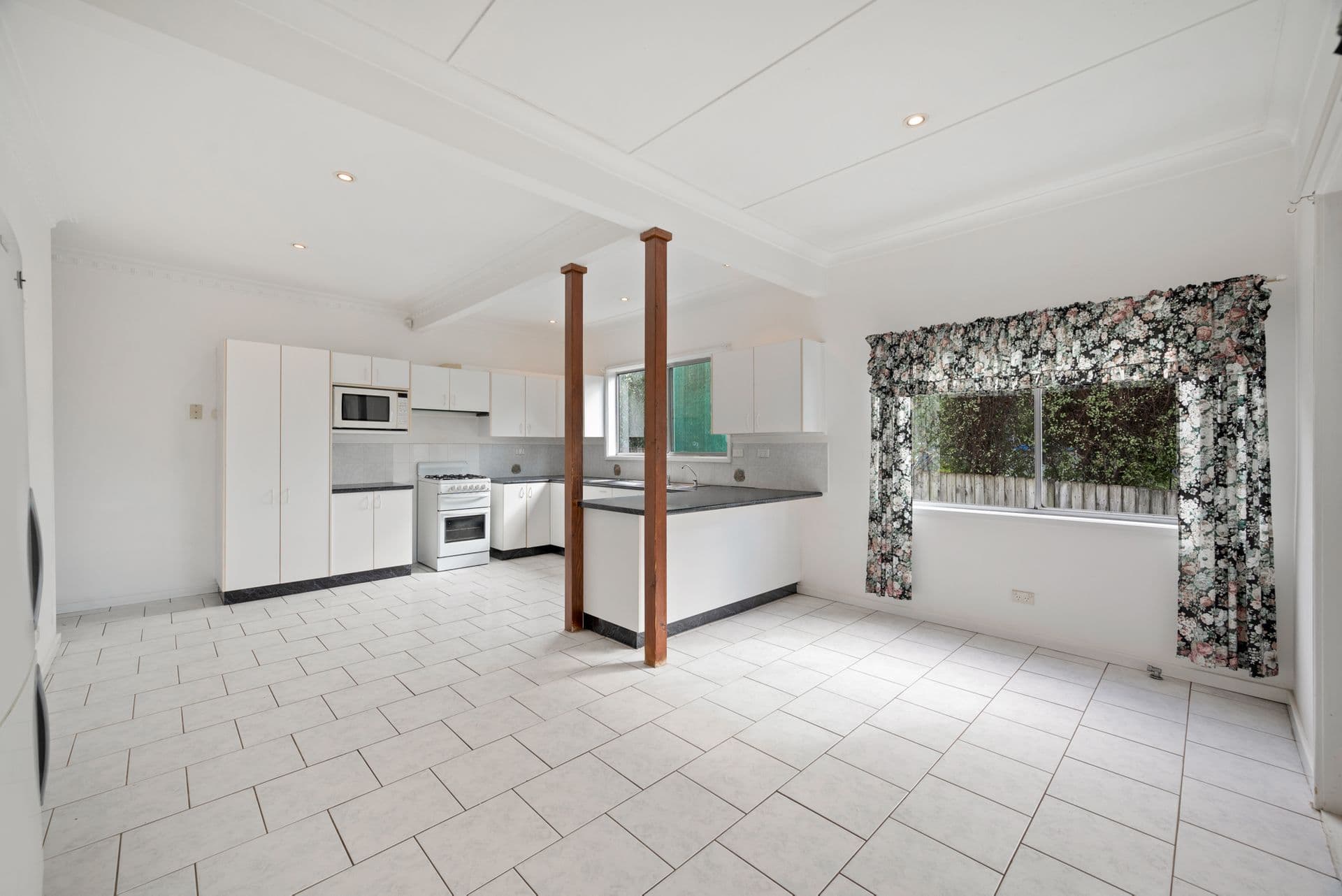 21 Grose Road, Faulconbridge, NSW, 2776, Faulconbridge - Thumbnail 4