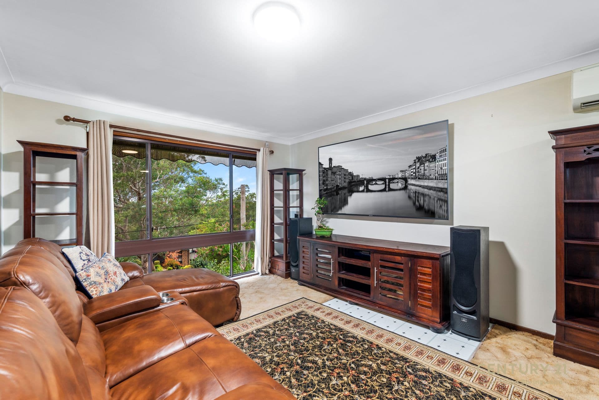 26 Shirlow Avenue, Faulconbridge, NSW, 2776, Faulconbridge - Thumbnail 2